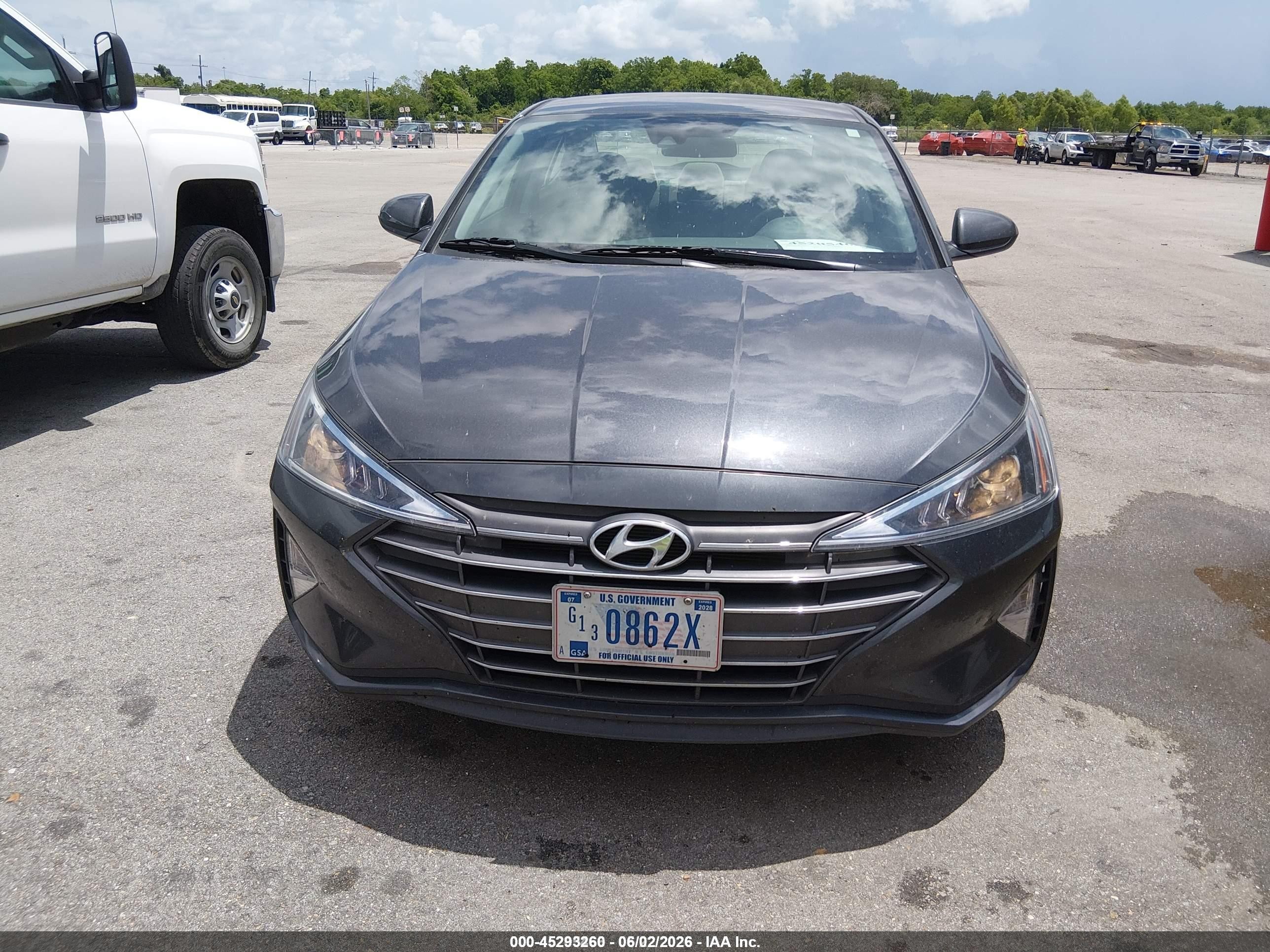 2020 Hyundai Elantra Se Black vin: 5NPD74LF7LH606102