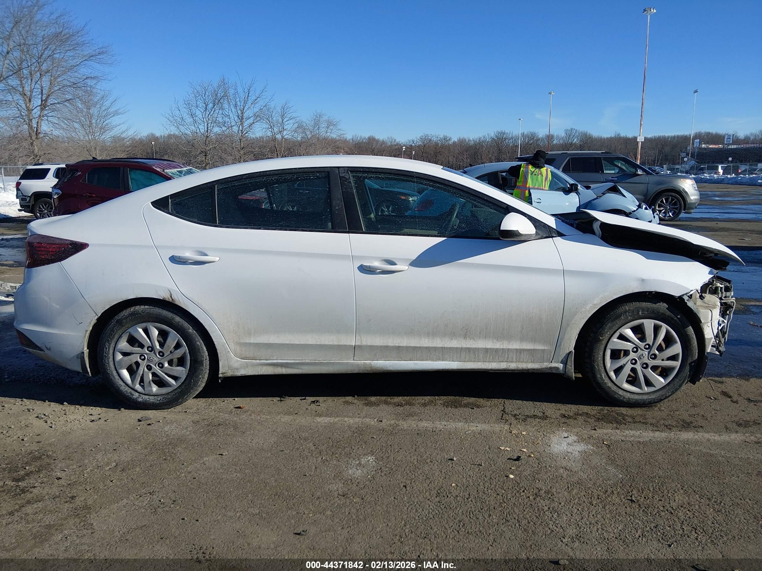 2020 Hyundai Elantra Se White vin: 5NPD74LF7LH619612