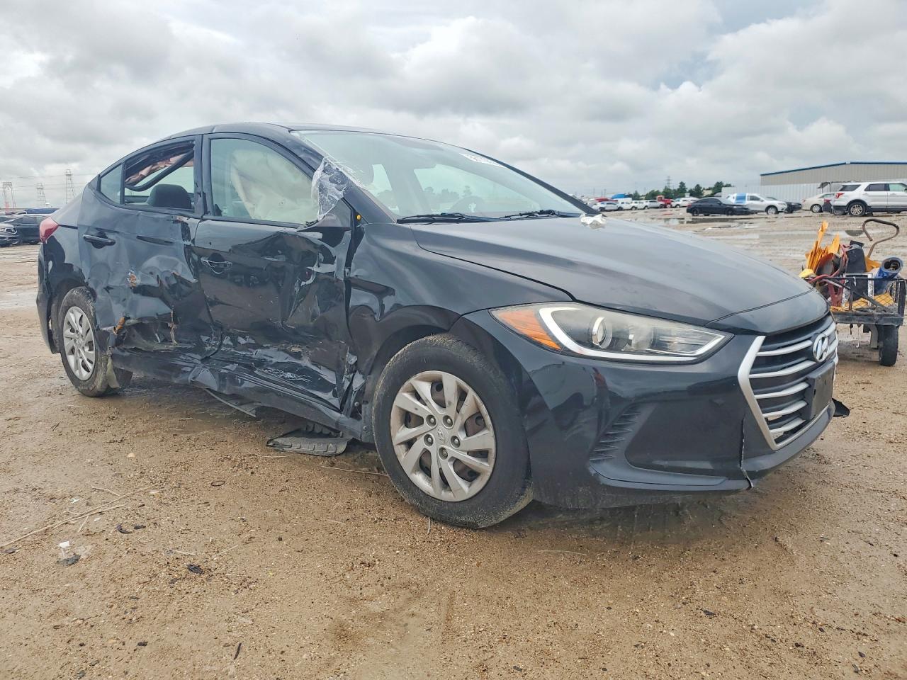 2018 Hyundai Elantra Se Black vin: 5NPD74LF8JH230202