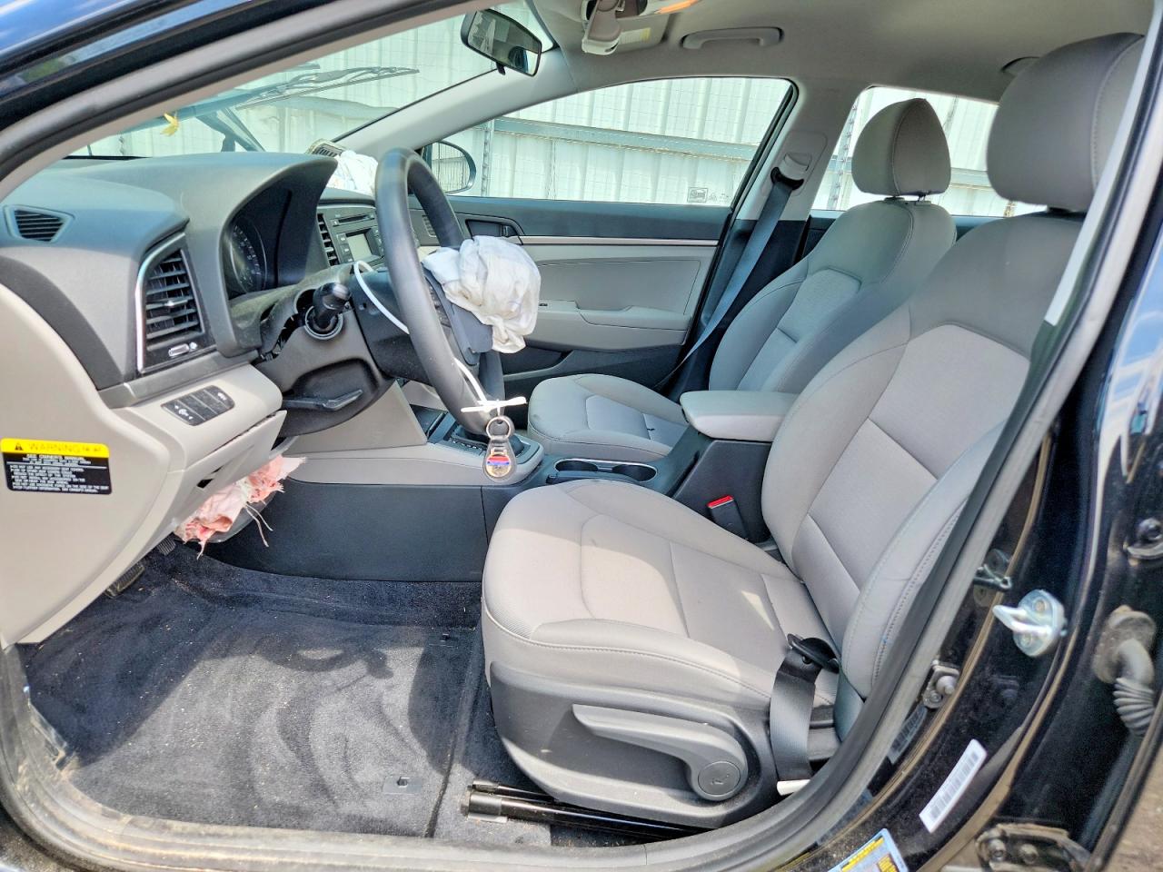 2018 Hyundai Elantra Se Black vin: 5NPD74LF8JH319977