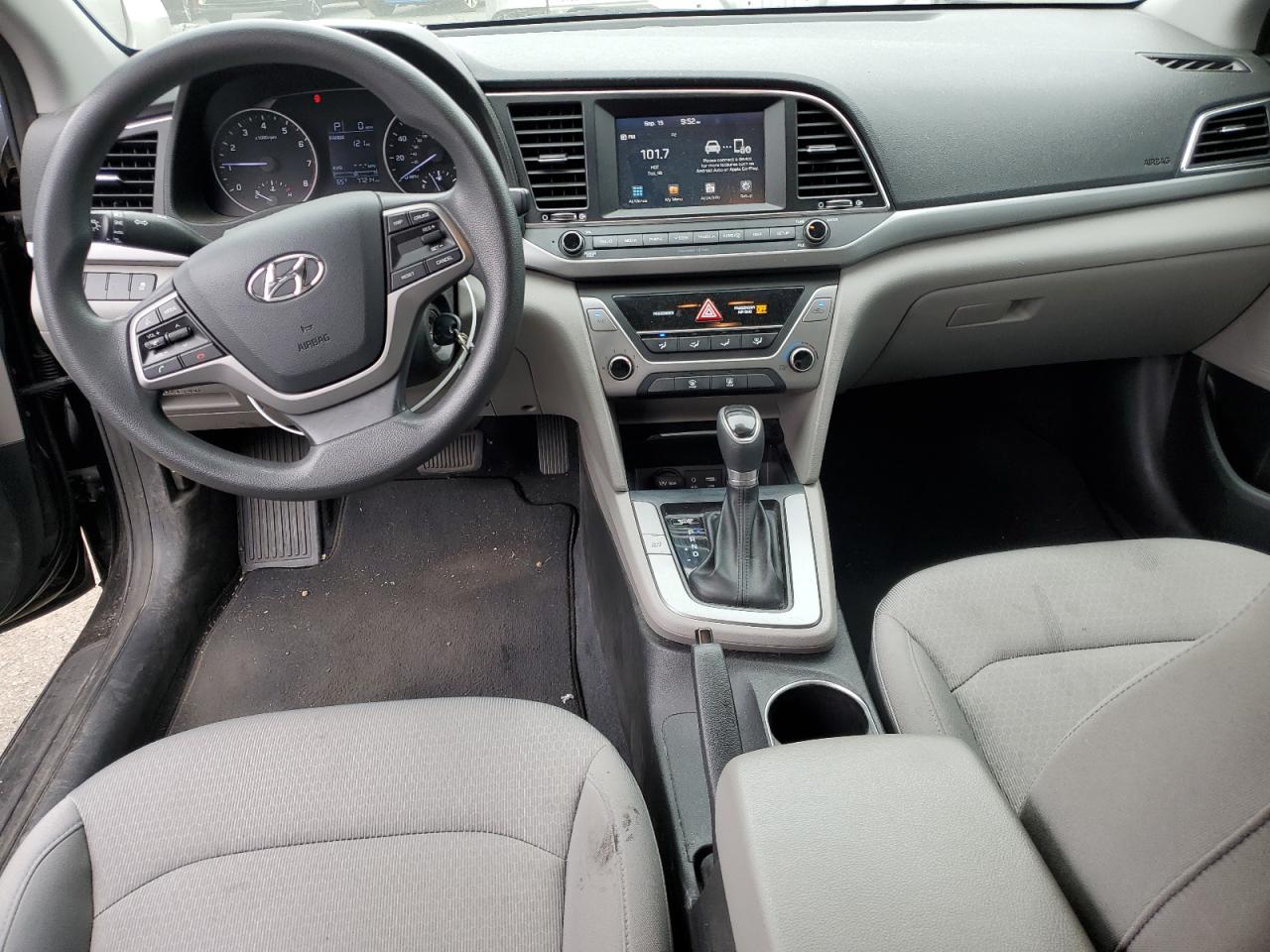 2018 Hyundai Elantra Se Black vin: 5NPD74LF8JH383307