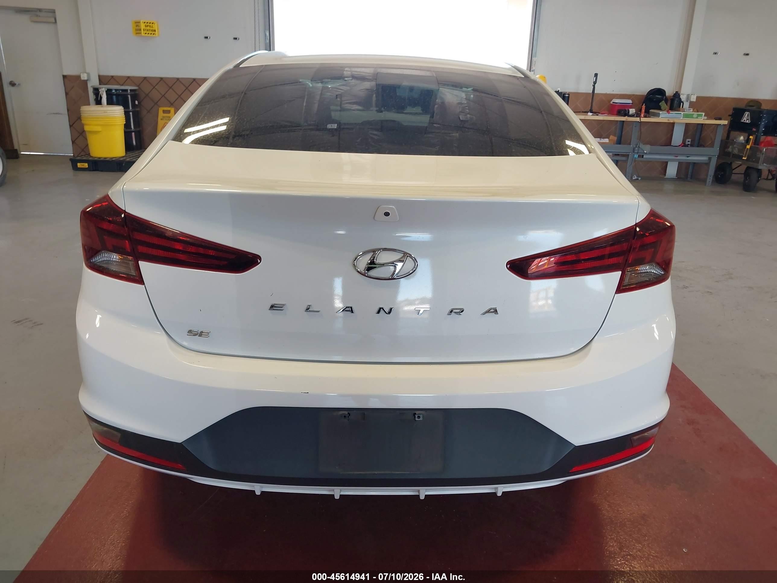 2020 Hyundai Elantra Se Белый vin: 5NPD74LF8LH608845