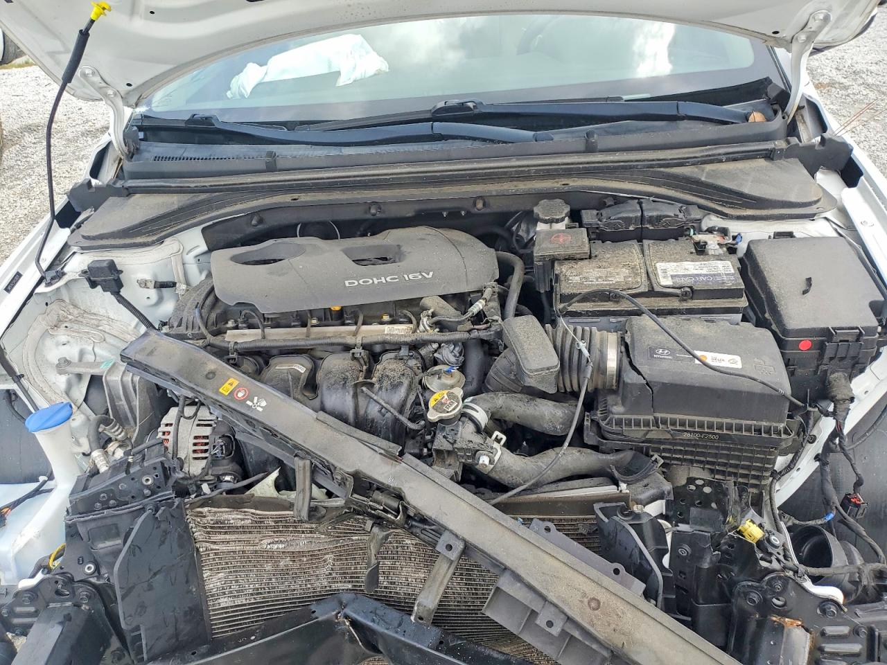 2018 Hyundai Elantra Se White vin: 5NPD74LF9JH258039