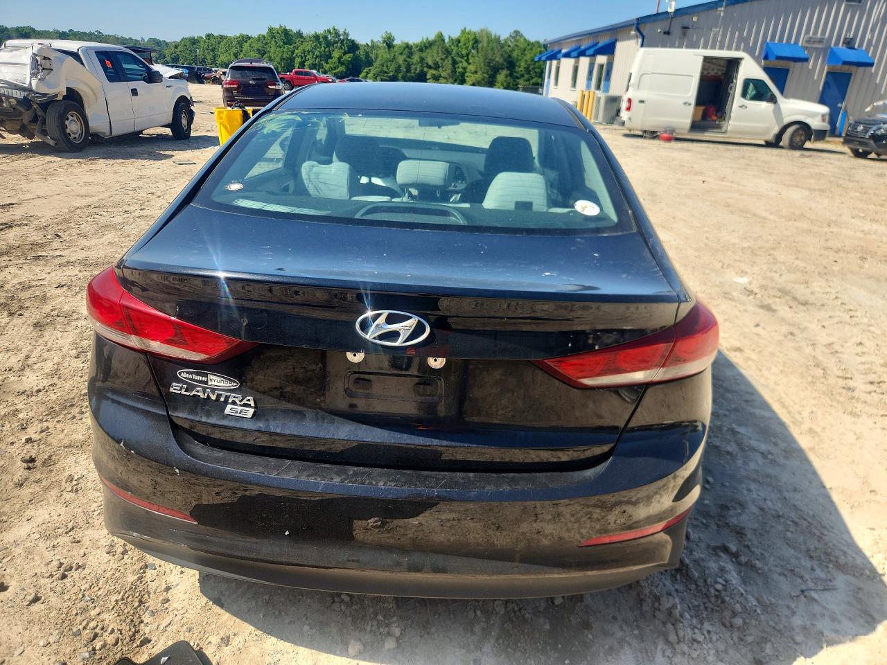 2018 Hyundai Elantra Se Black vin: 5NPD74LF9JH290750