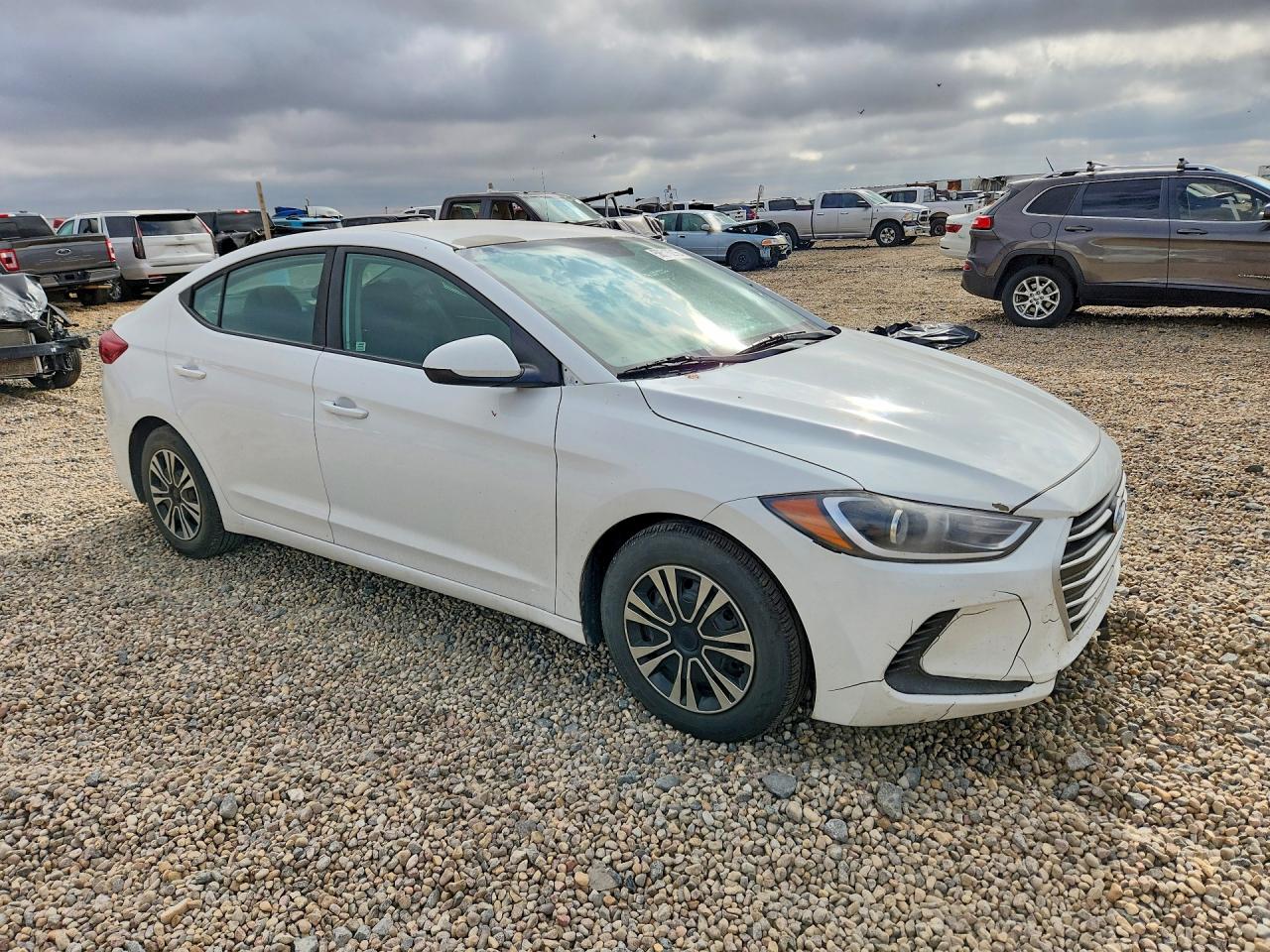 2018 Hyundai Elantra Se White vin: 5NPD74LF9JH354401