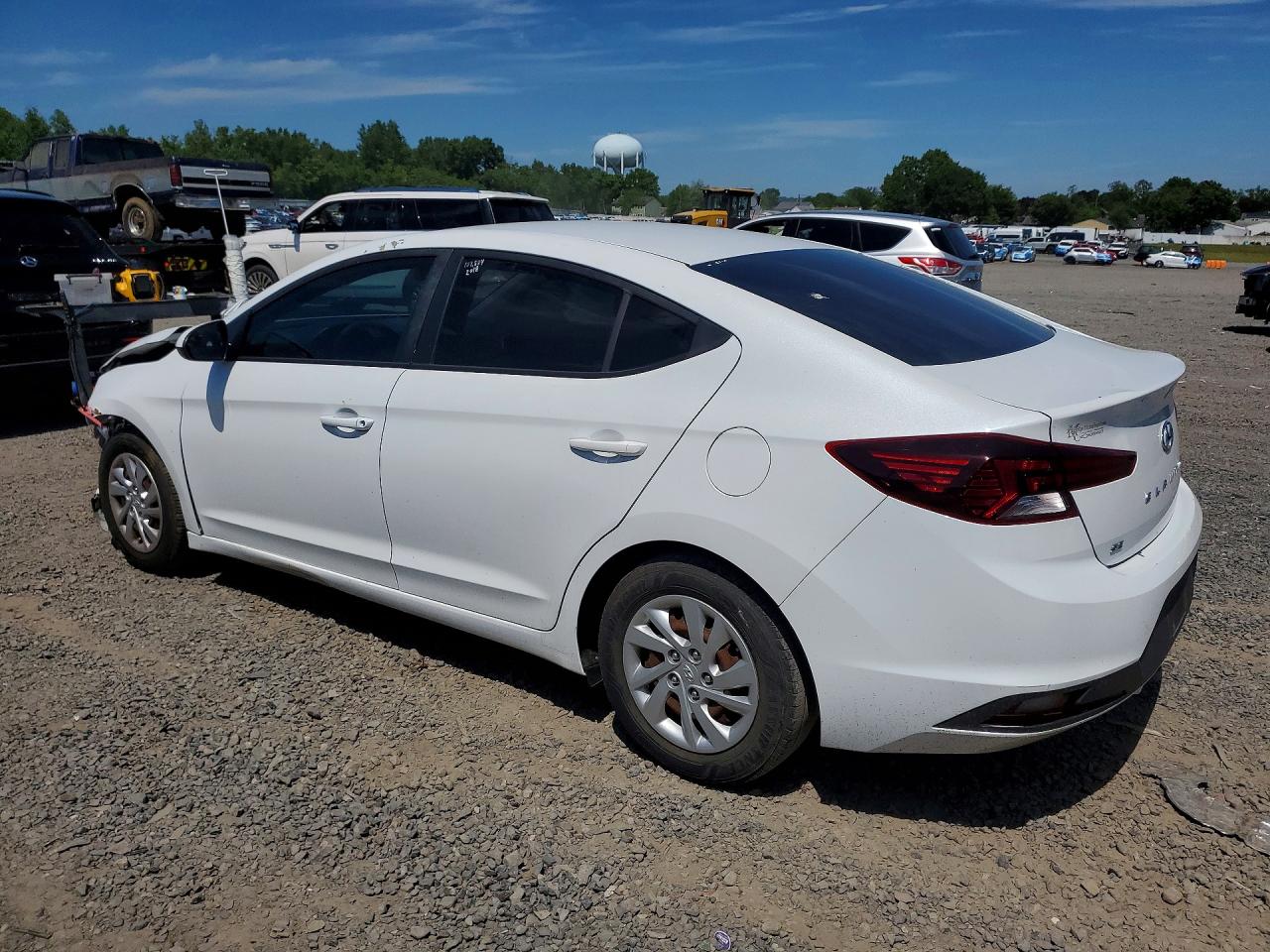2019 Hyundai Elantra Se White vin: 5NPD74LF9KH407034