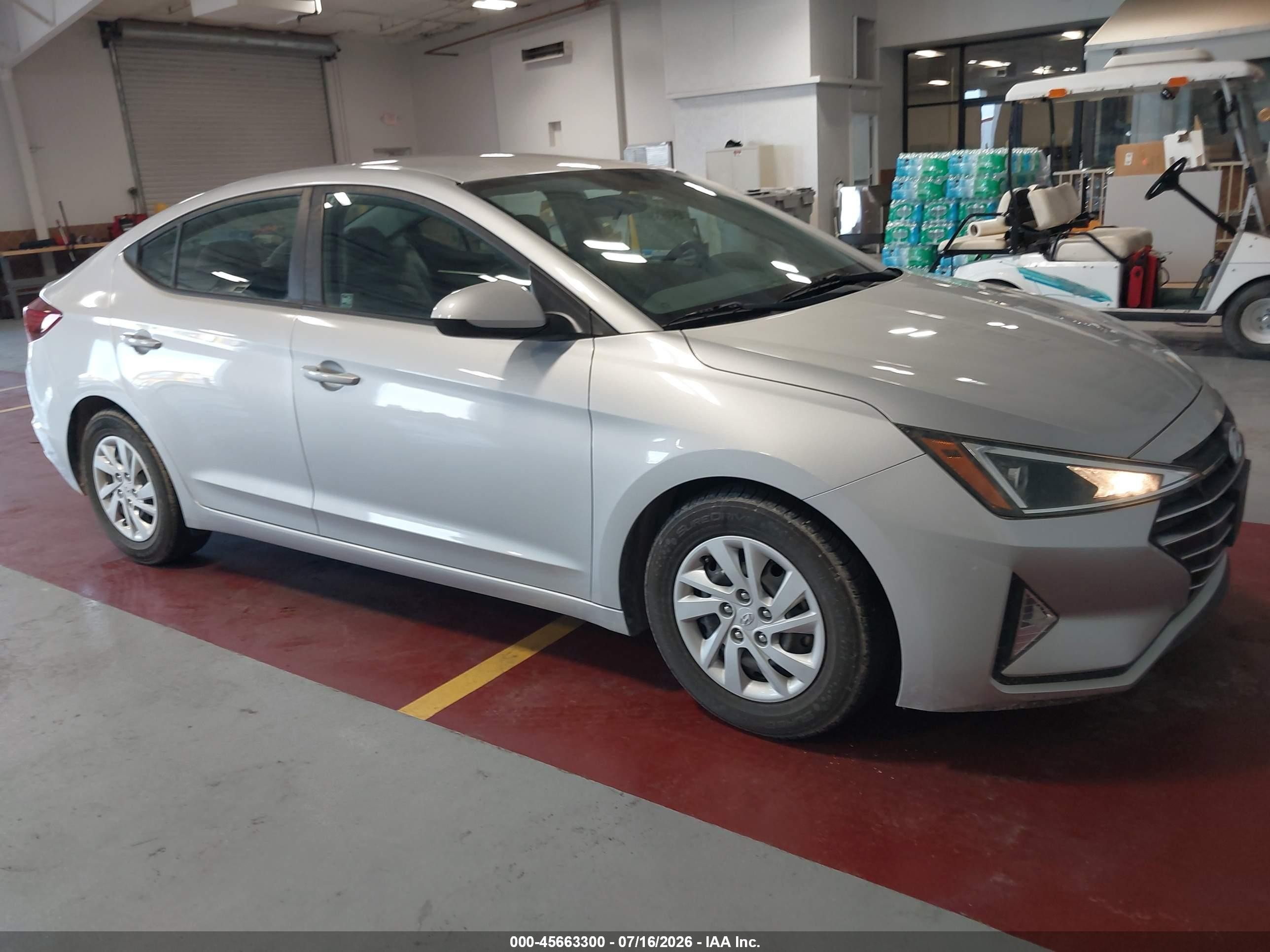2019 Hyundai Elantra Se Silver vin: 5NPD74LF9KH487595