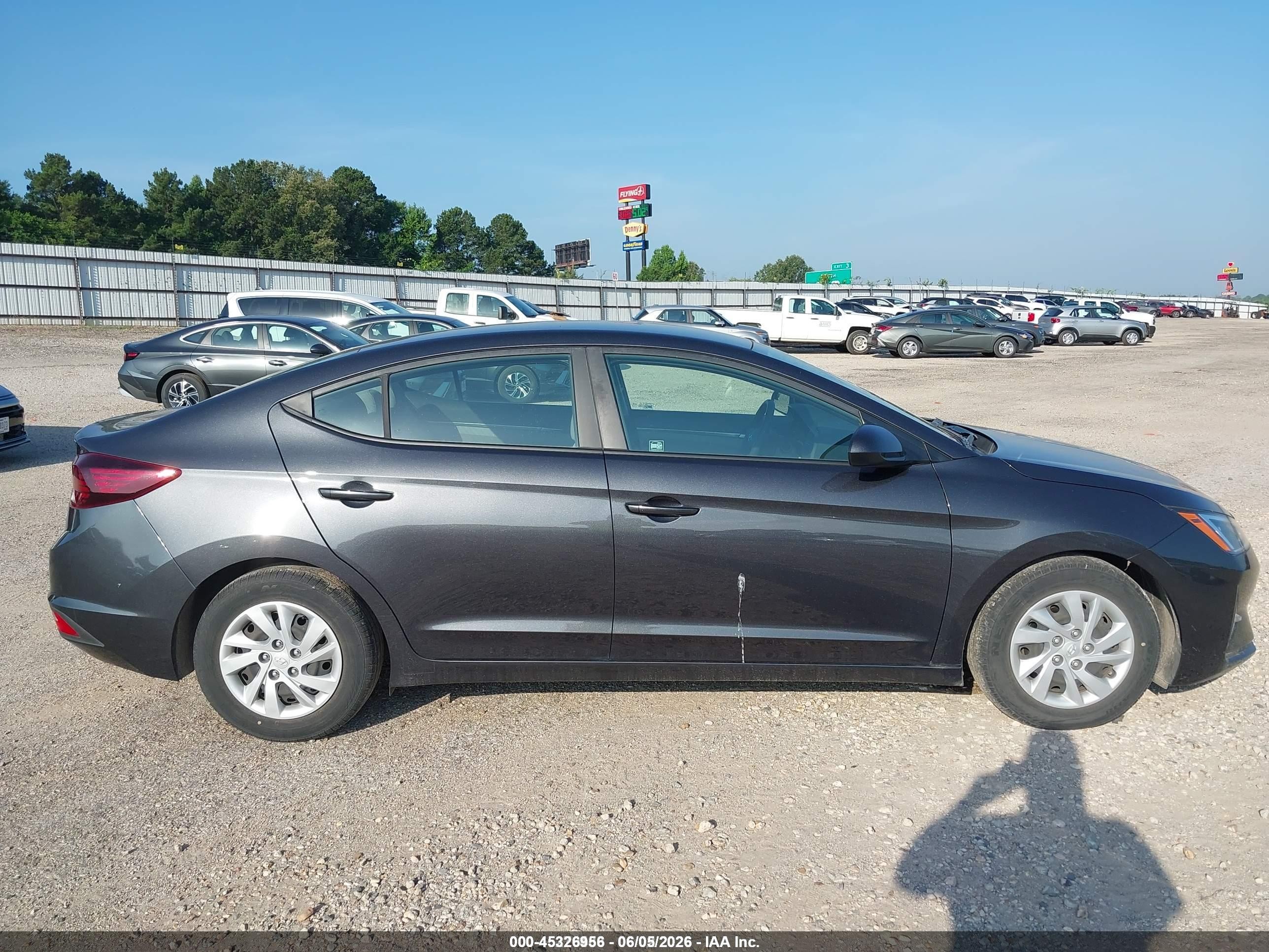 2020 Hyundai Elantra Se Black vin: 5NPD74LF9LH614816