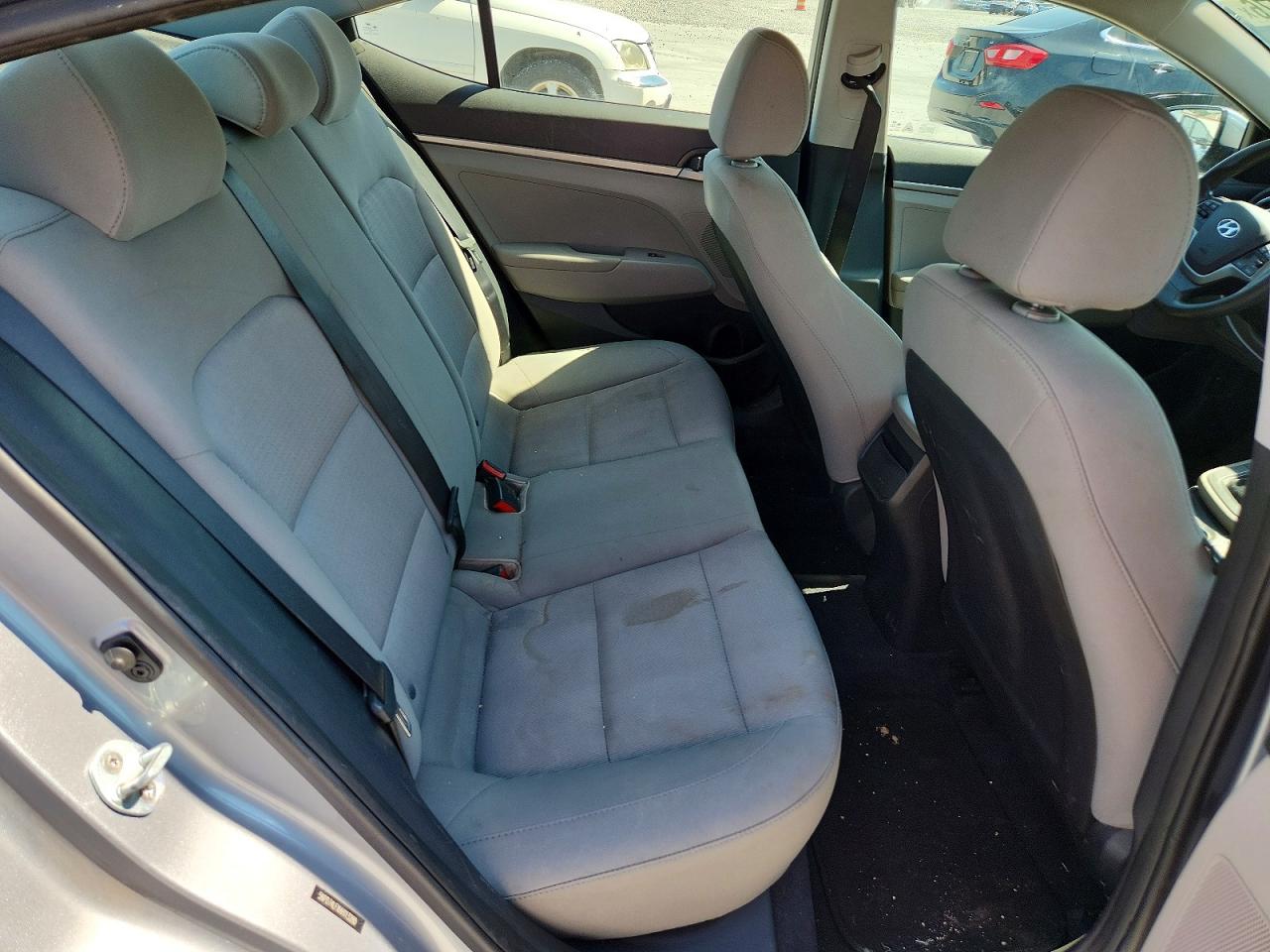 2017 Hyundai Elantra Se Silver vin: 5NPD74LFXHH113280