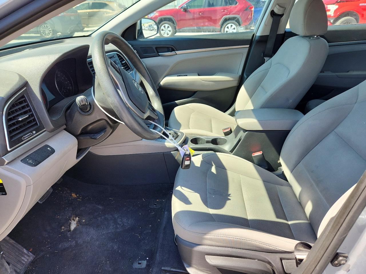 2017 Hyundai Elantra Se Silver vin: 5NPD74LFXHH113280