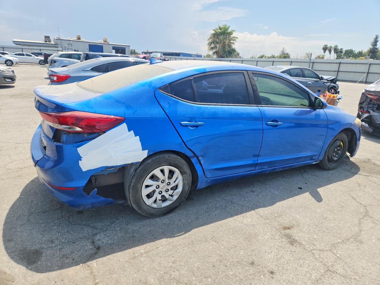 2017 Hyundai Elantra Se Blue vin: 5NPD74LFXHH146828
