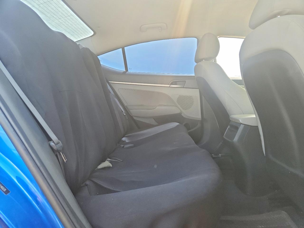 2017 Hyundai Elantra Se Blue vin: 5NPD74LFXHH146828