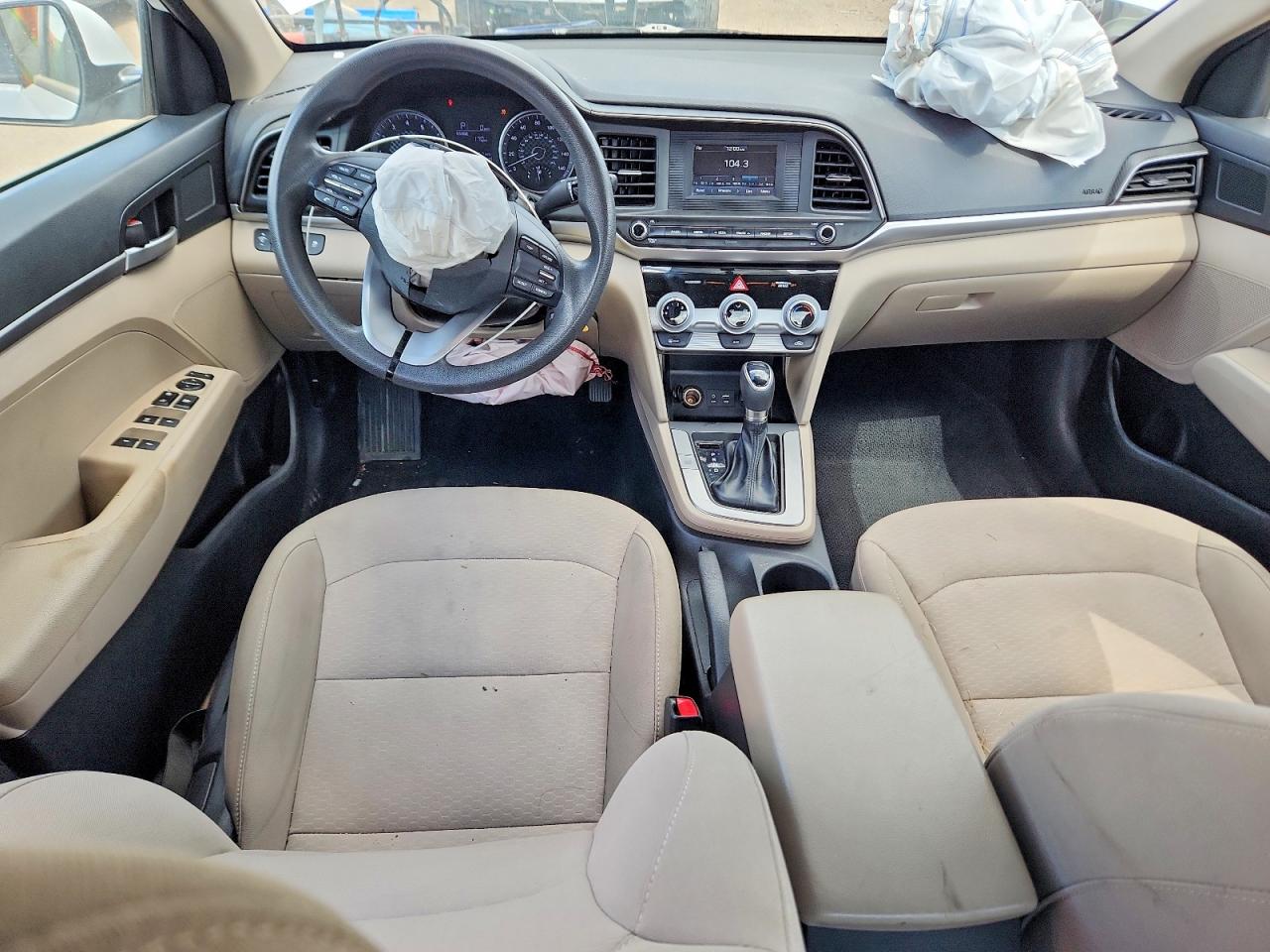 2019 Hyundai Elantra Se White vin: 5NPD74LFXKH480459