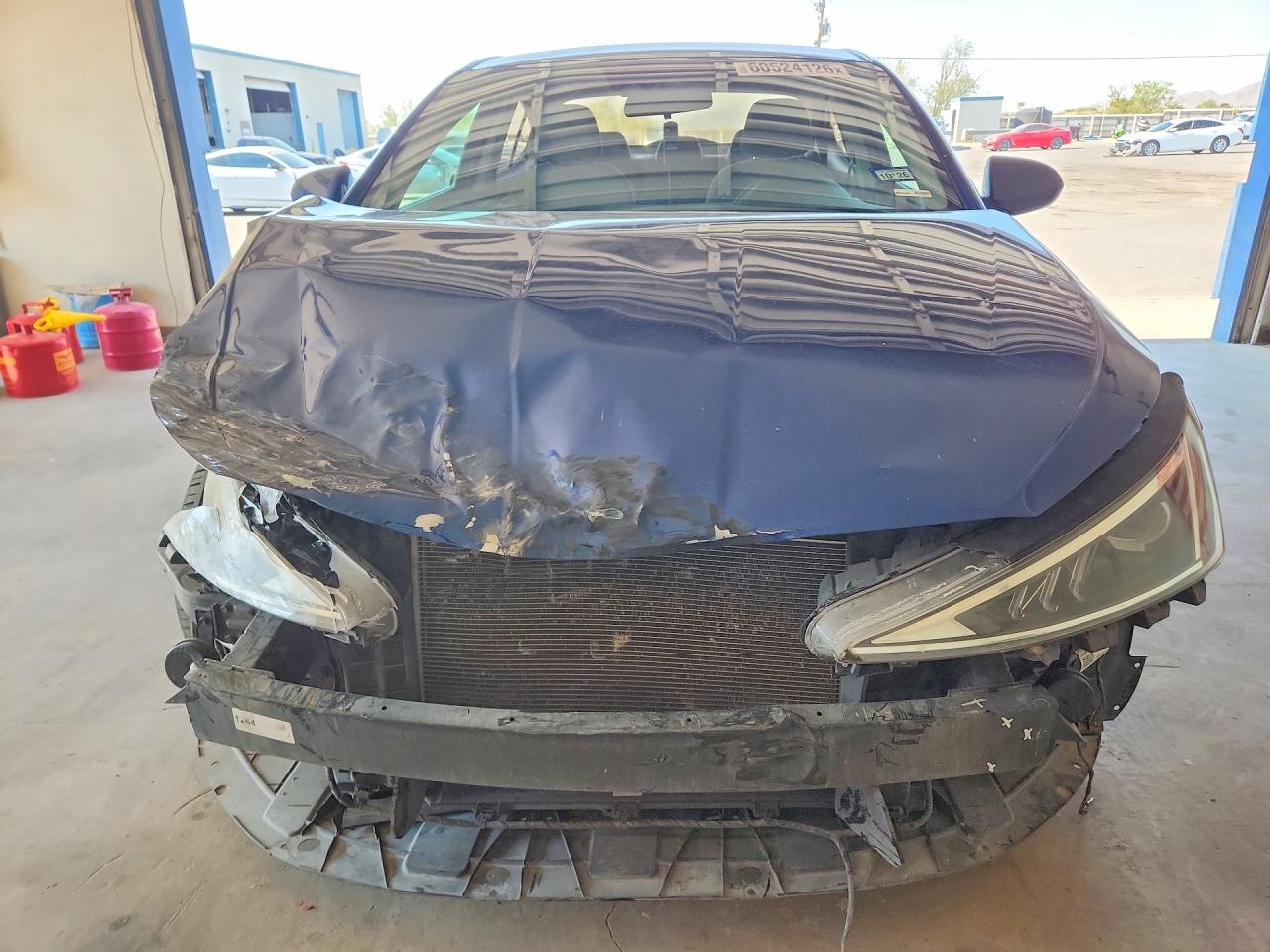 2020 Hyundai Elantra Se Blue vin: 5NPD74LFXLH565898