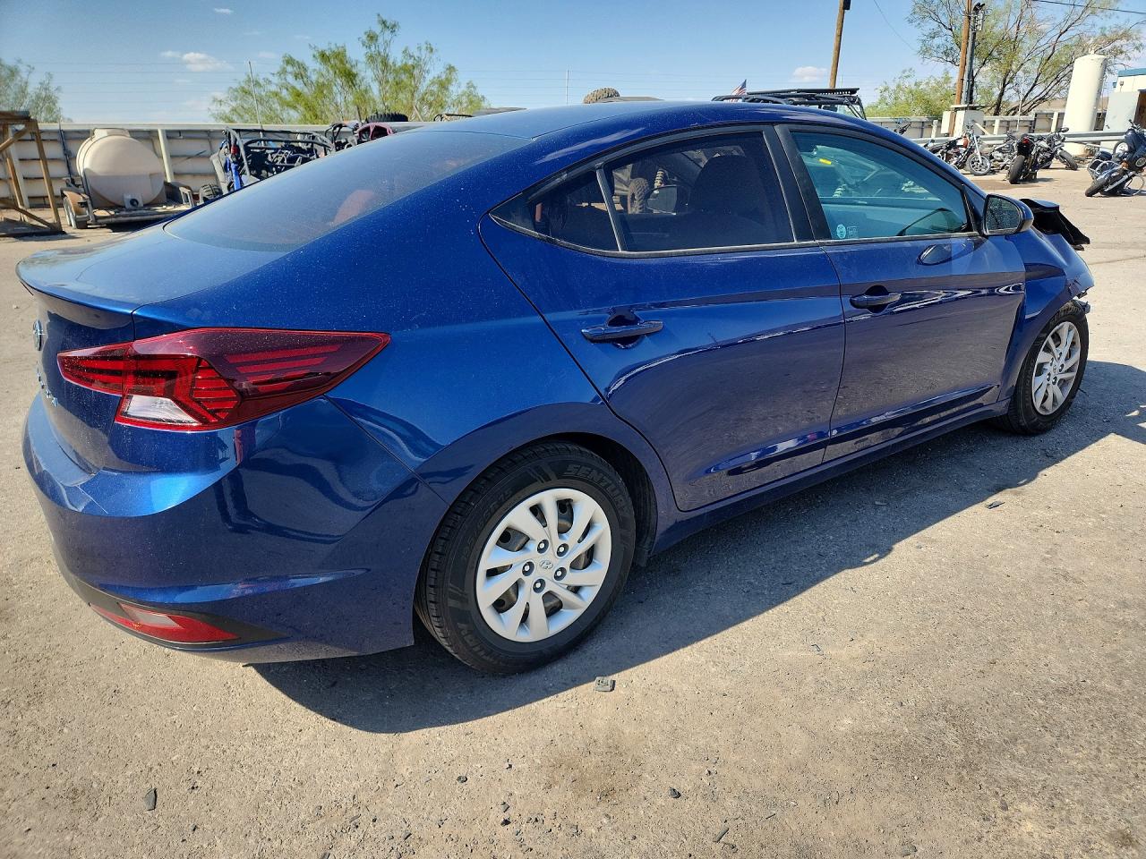 2020 Hyundai Elantra Se Blue vin: 5NPD74LFXLH565898
