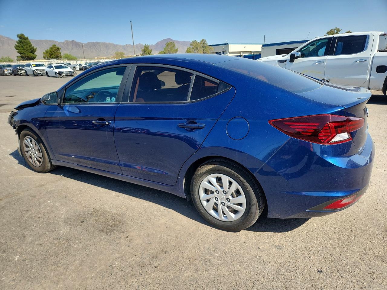 2020 Hyundai Elantra Se Blue vin: 5NPD74LFXLH565898