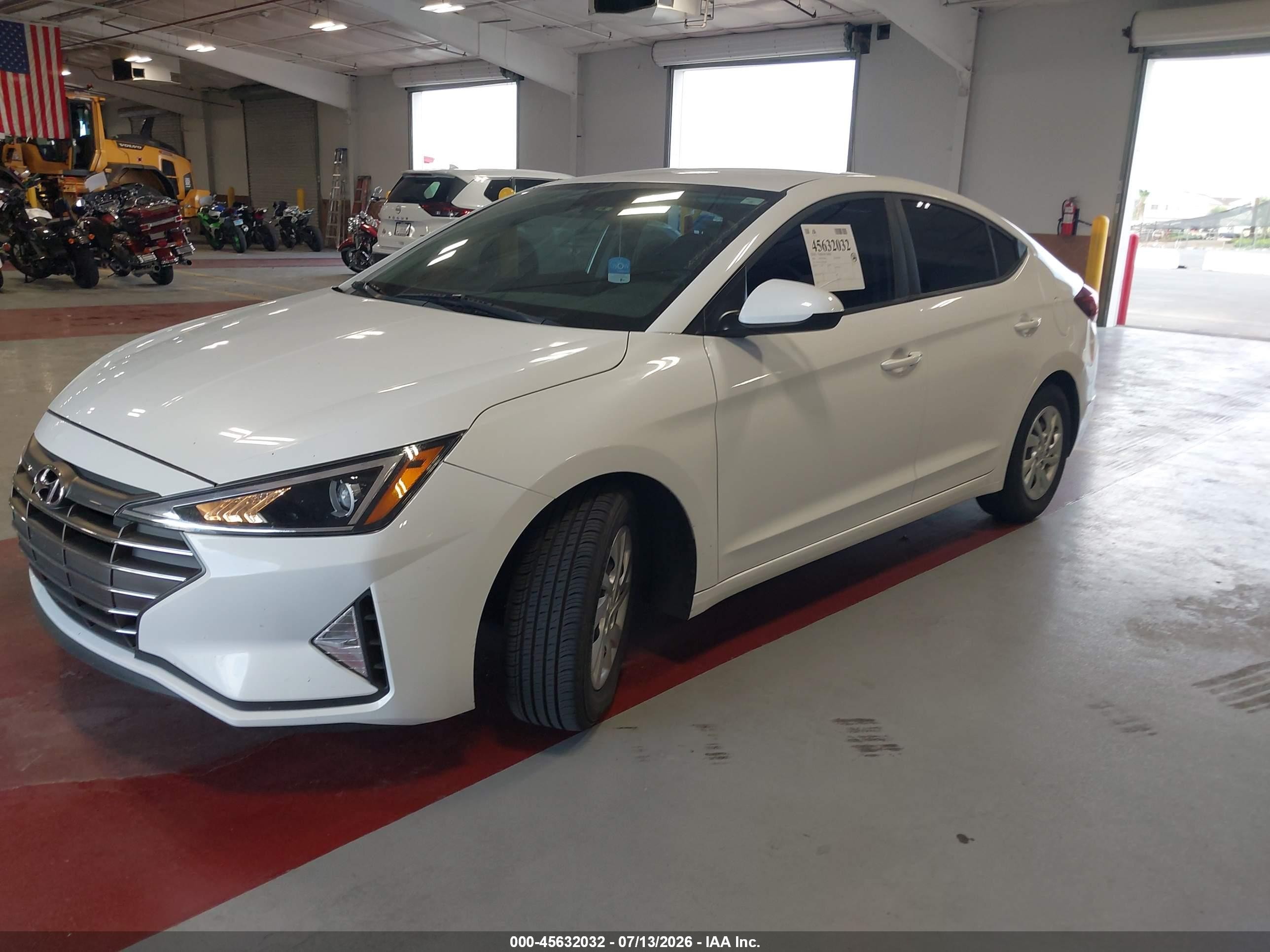 2020 Hyundai Elantra Se Белый vin: 5NPD74LFXLH612864
