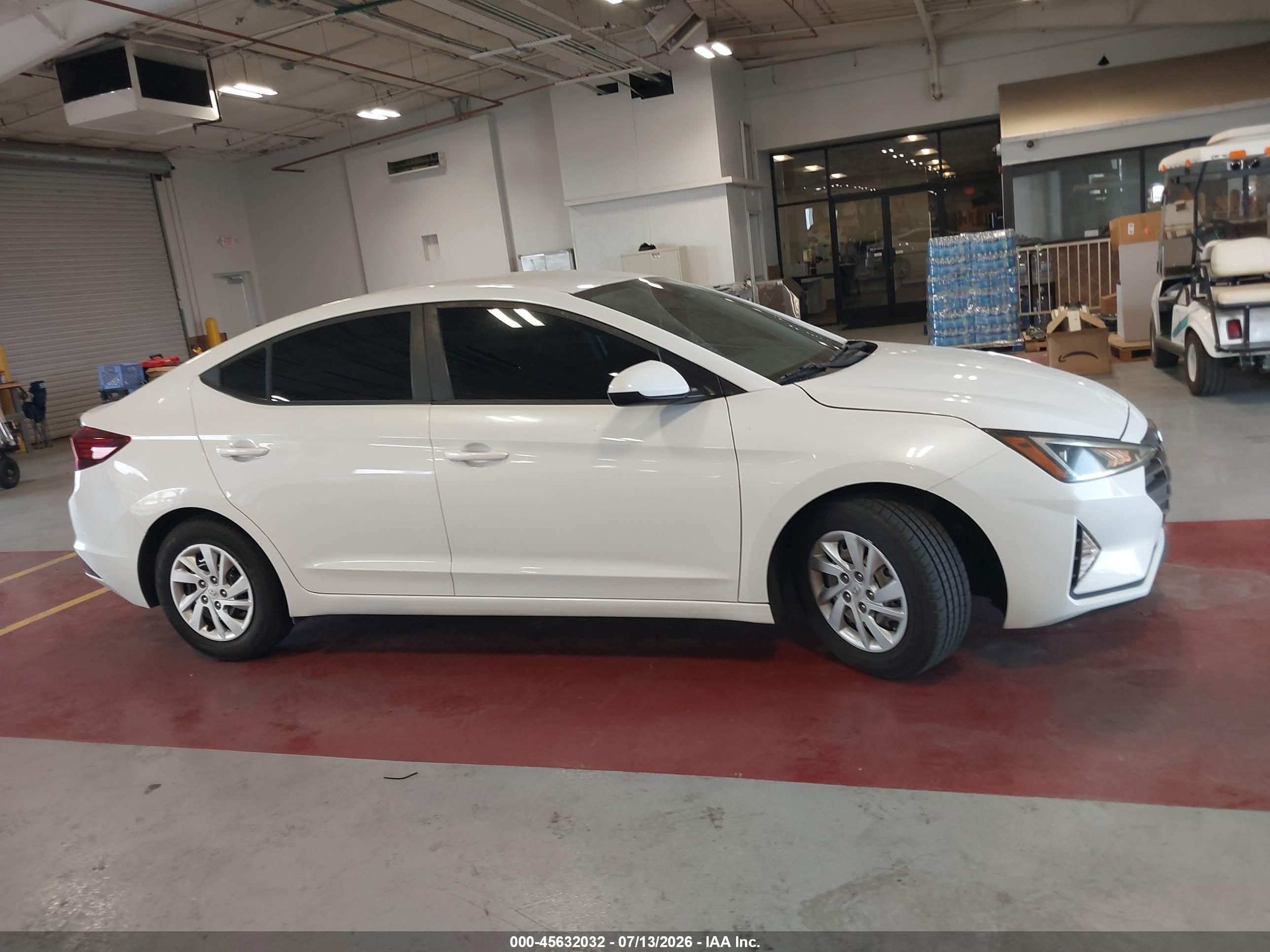 2020 Hyundai Elantra Se Белый vin: 5NPD74LFXLH612864