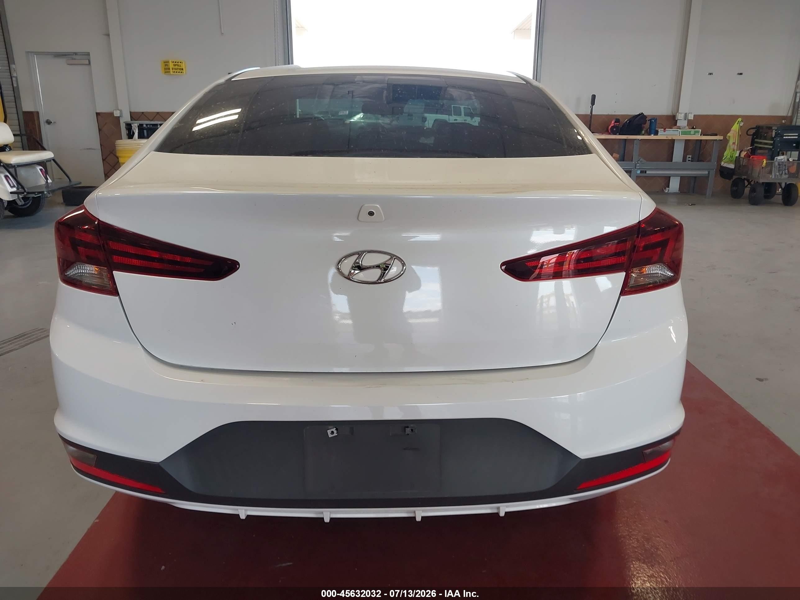 2020 Hyundai Elantra Se Белый vin: 5NPD74LFXLH612864