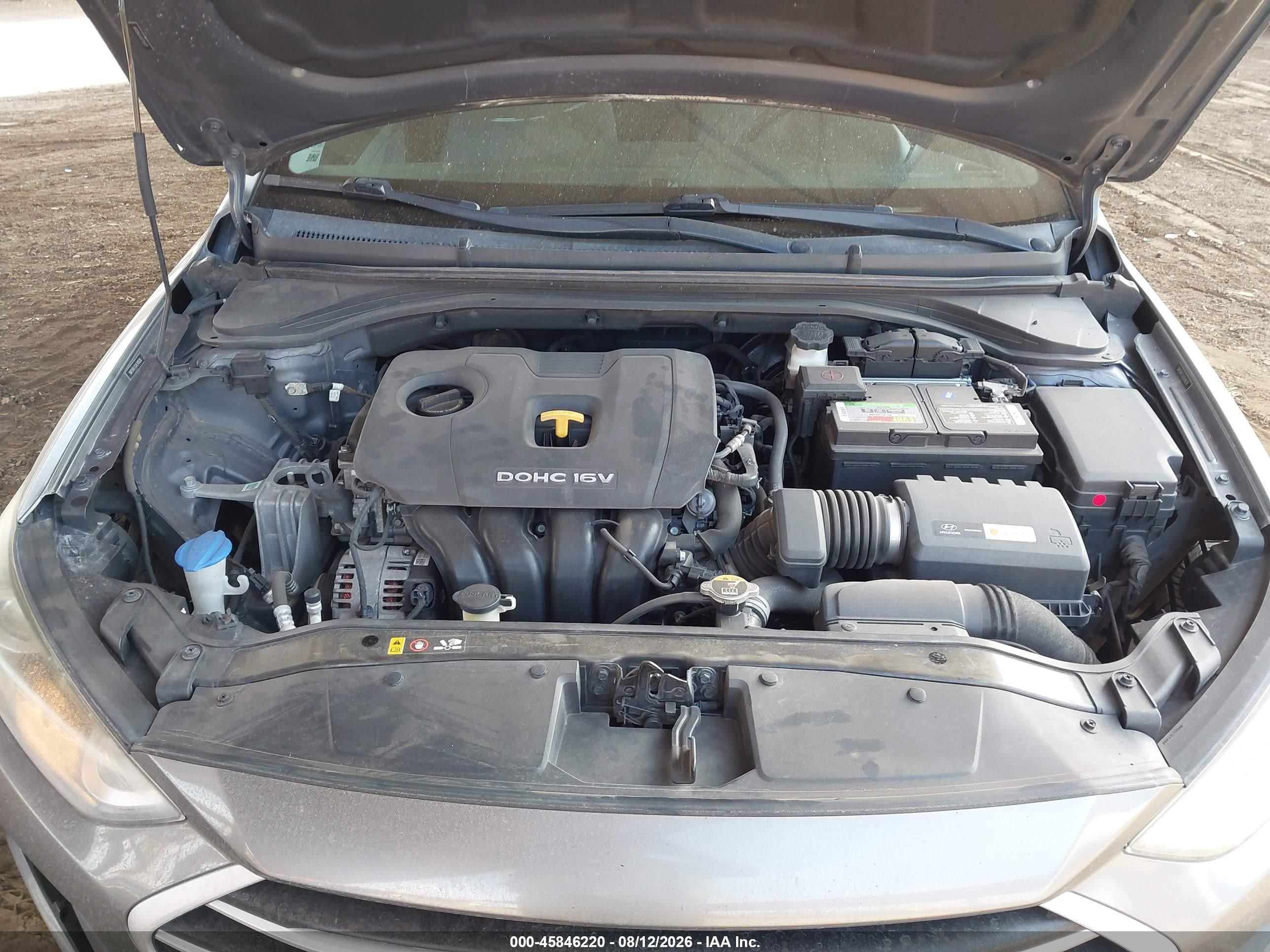 2018 Hyundai Elantra Sel Серебряный vin: 5NPD84LF0JH248528