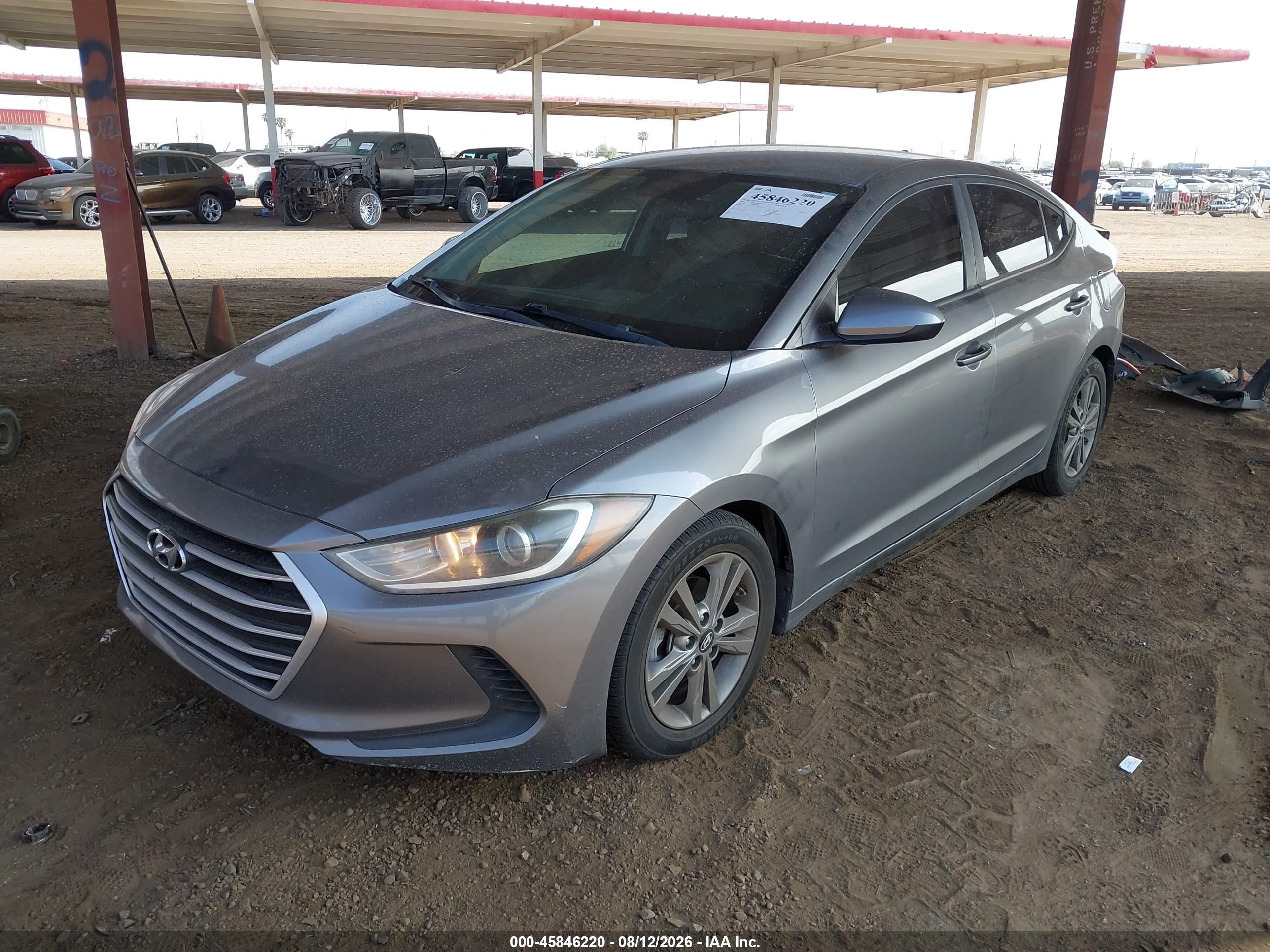 2018 Hyundai Elantra Sel Серебряный vin: 5NPD84LF0JH248528