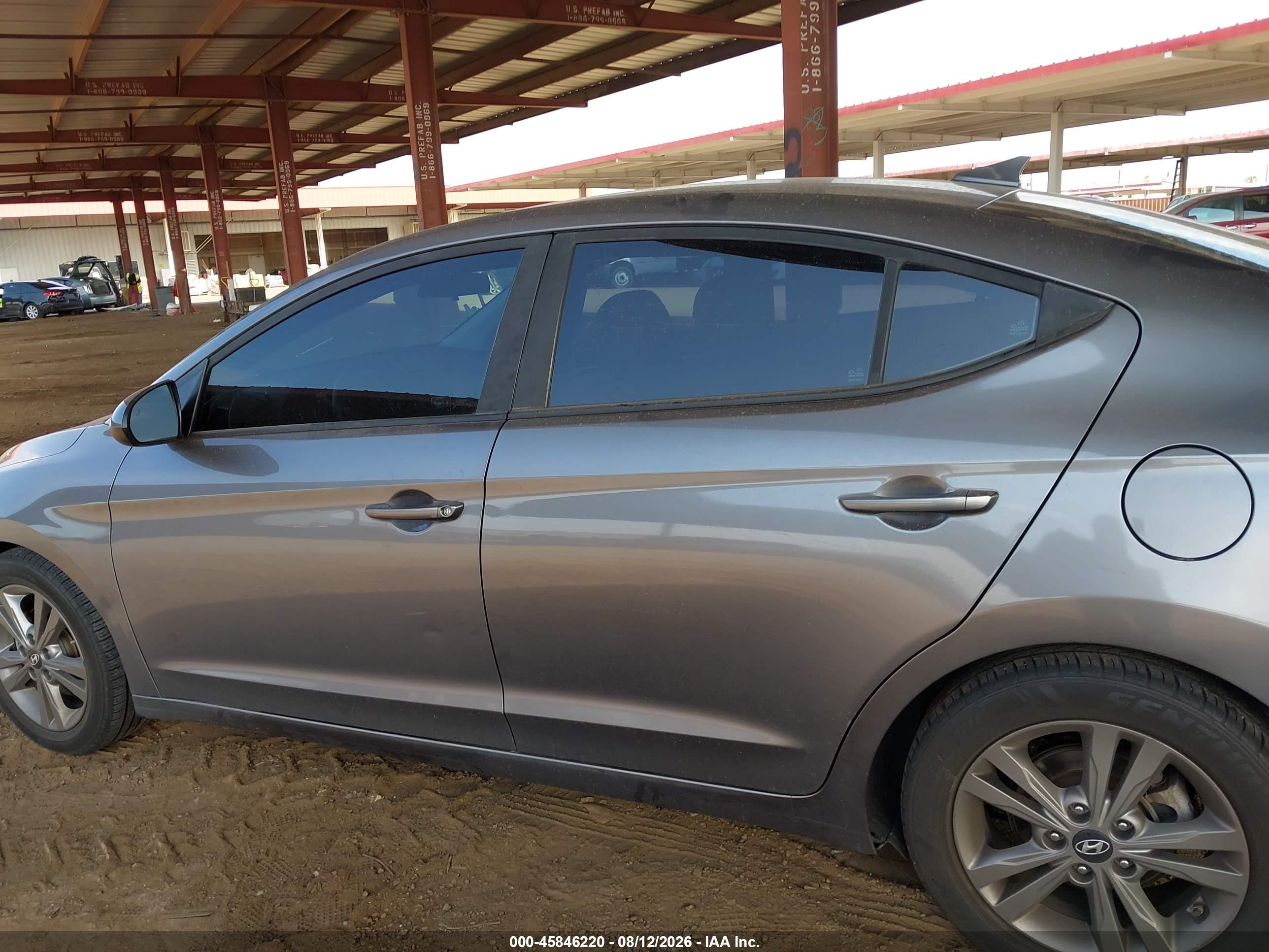 2018 Hyundai Elantra Sel Серебряный vin: 5NPD84LF0JH248528
