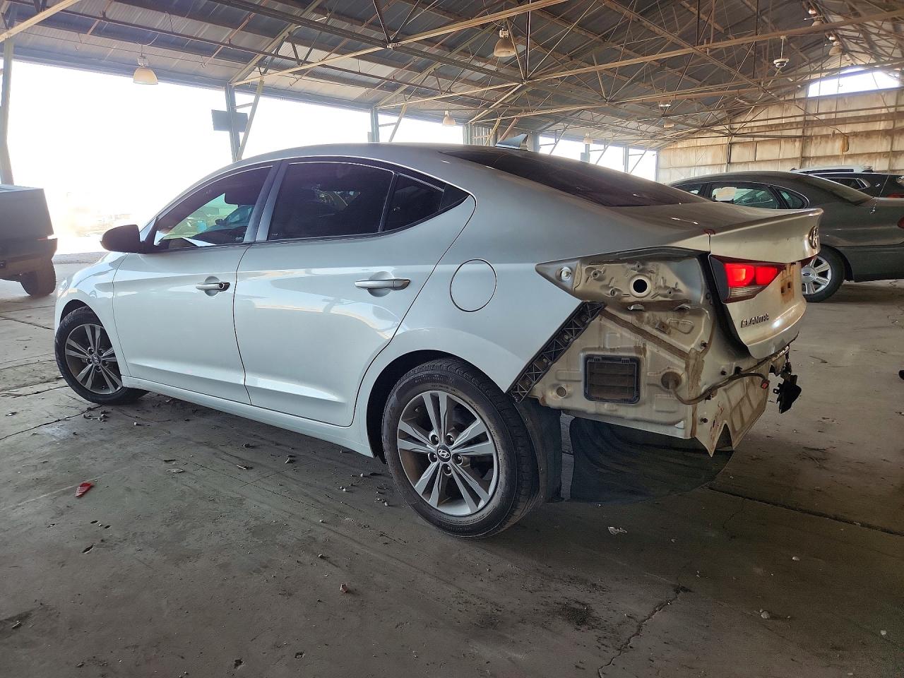 2018 Hyundai Elantra Sel Silver vin: 5NPD84LF0JH259691