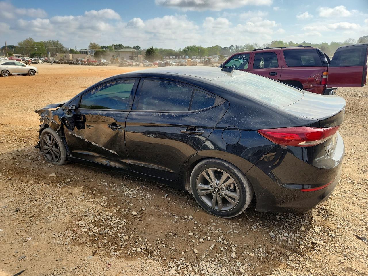 2018 Hyundai Elantra Sel Black vin: 5NPD84LF0JH321316