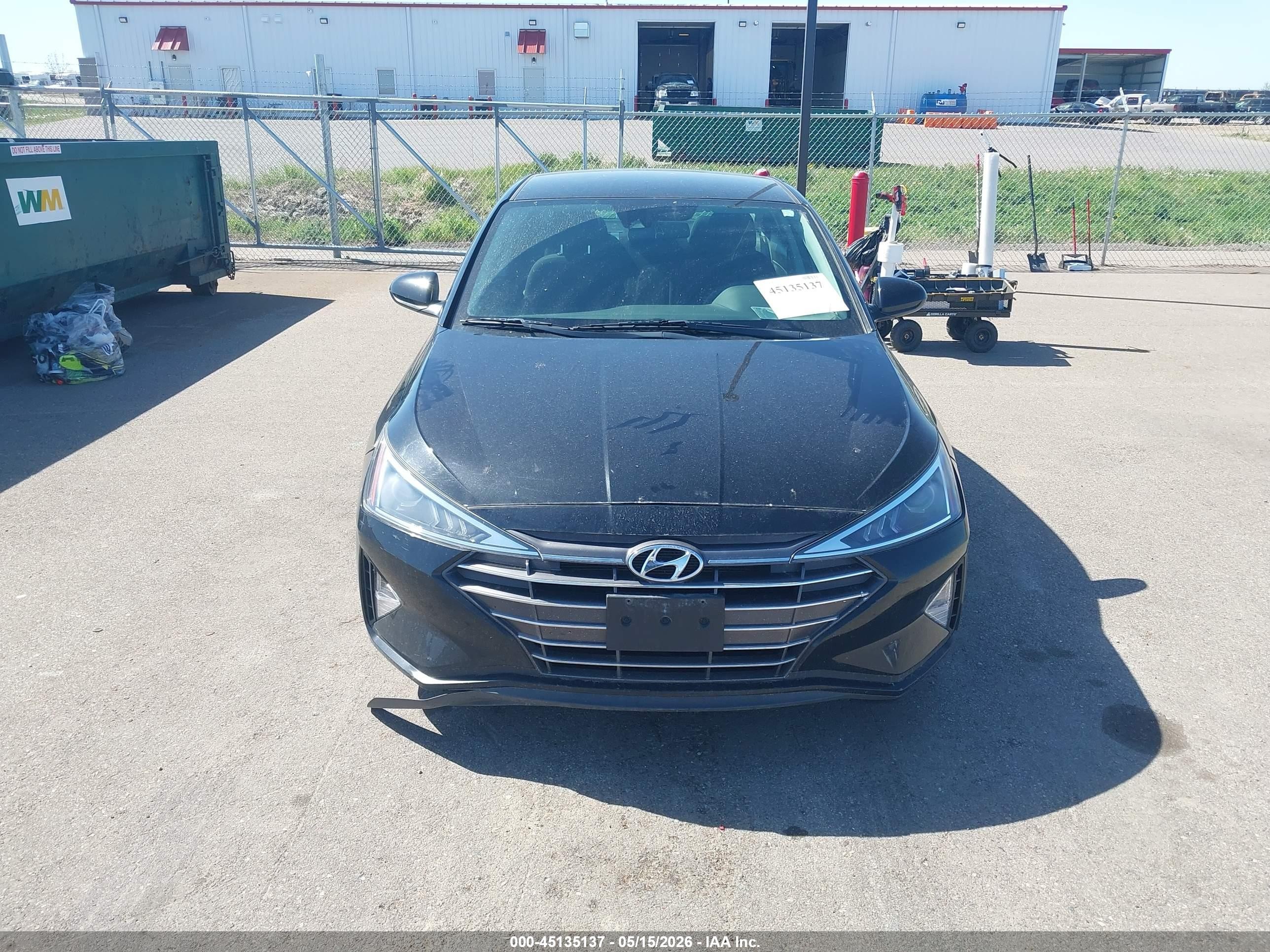 2019 Hyundai Elantra Sel Black vin: 5NPD84LF0KH437892