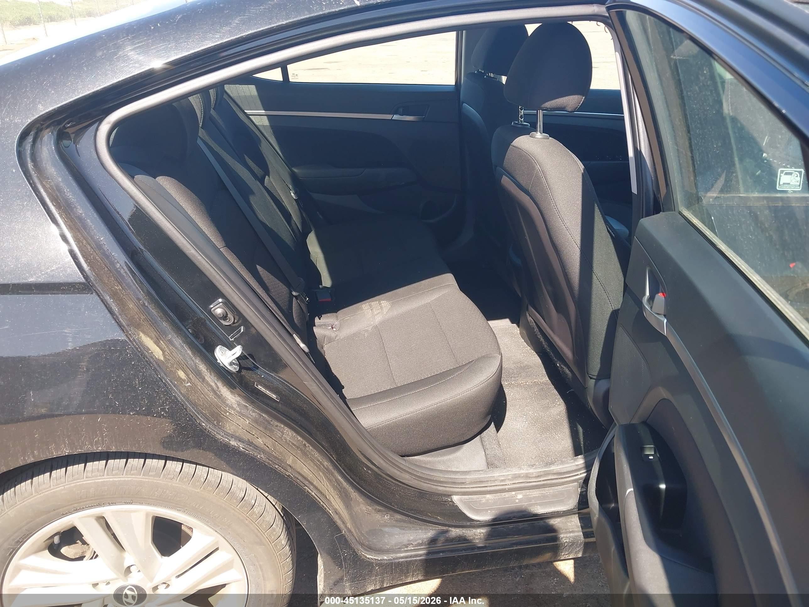 2019 Hyundai Elantra Sel Black vin: 5NPD84LF0KH437892