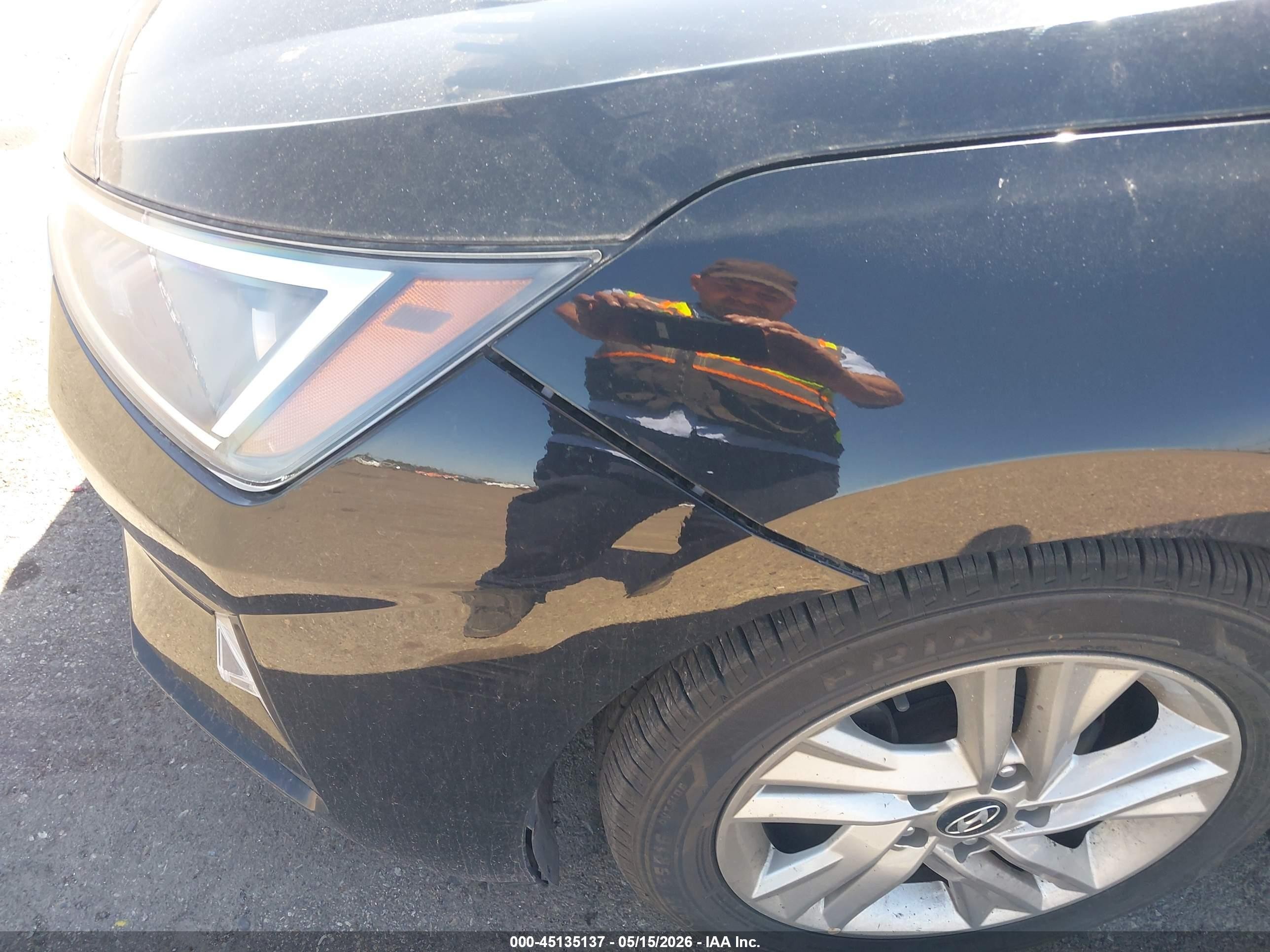 2019 Hyundai Elantra Sel Black vin: 5NPD84LF0KH437892