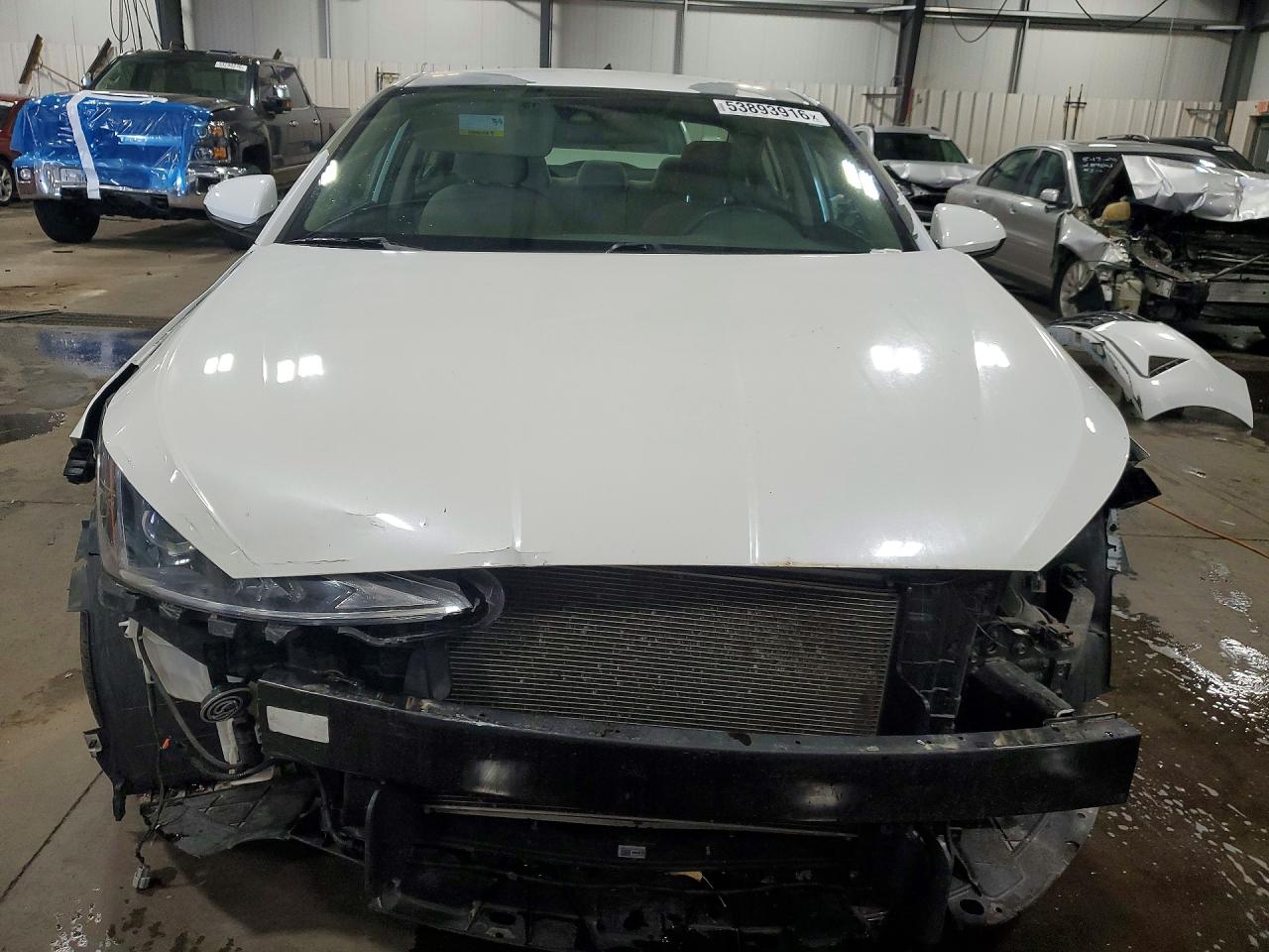 2019 Hyundai Elantra Sel White vin: 5NPD84LF0KH467913