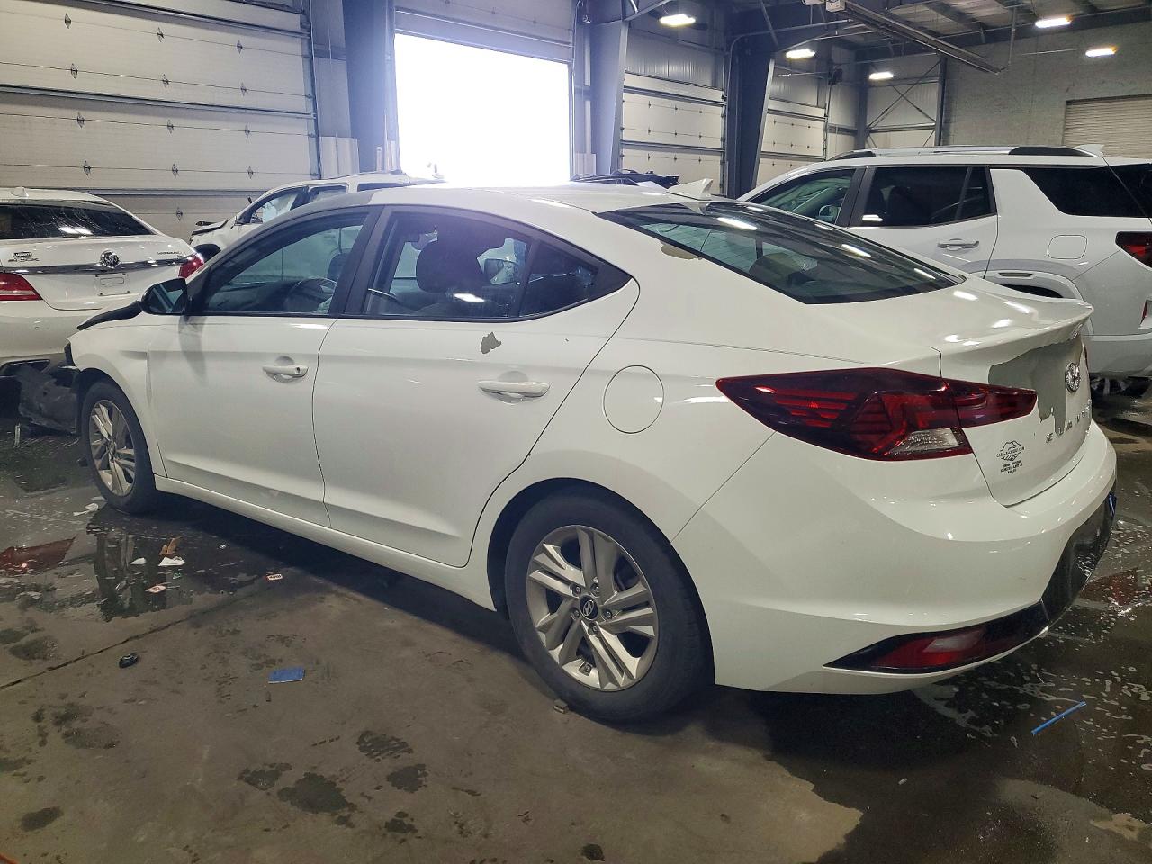 2019 Hyundai Elantra Sel White vin: 5NPD84LF0KH467913