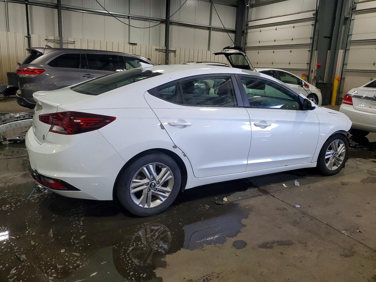 2019 Hyundai Elantra Sel White vin: 5NPD84LF0KH467913