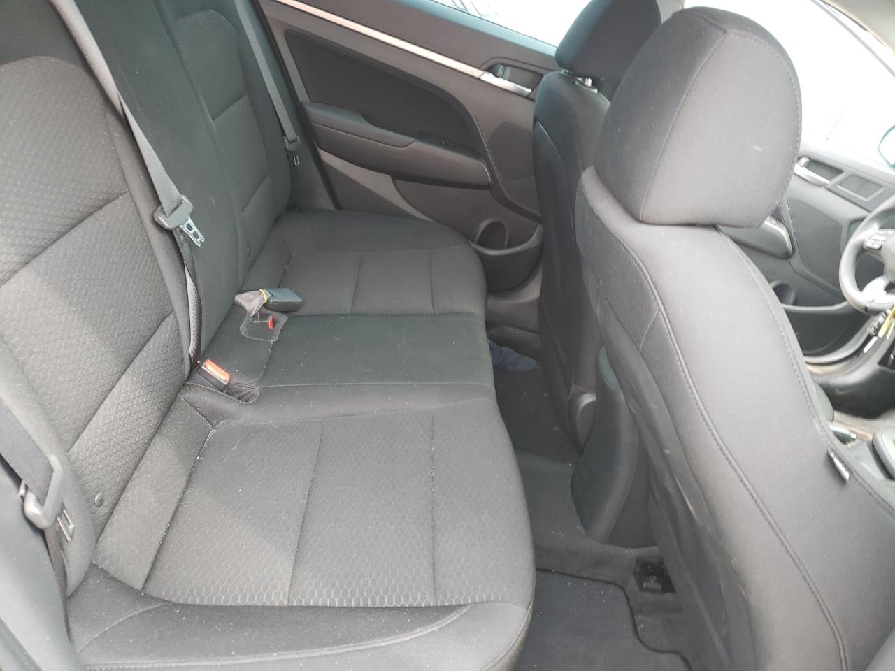 2020 Hyundai Elantra Sel Silver vin: 5NPD84LF0LH519994