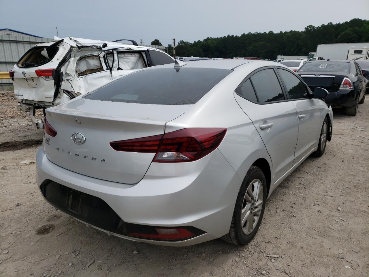 2020 Hyundai Elantra Sel Silver vin: 5NPD84LF0LH519994