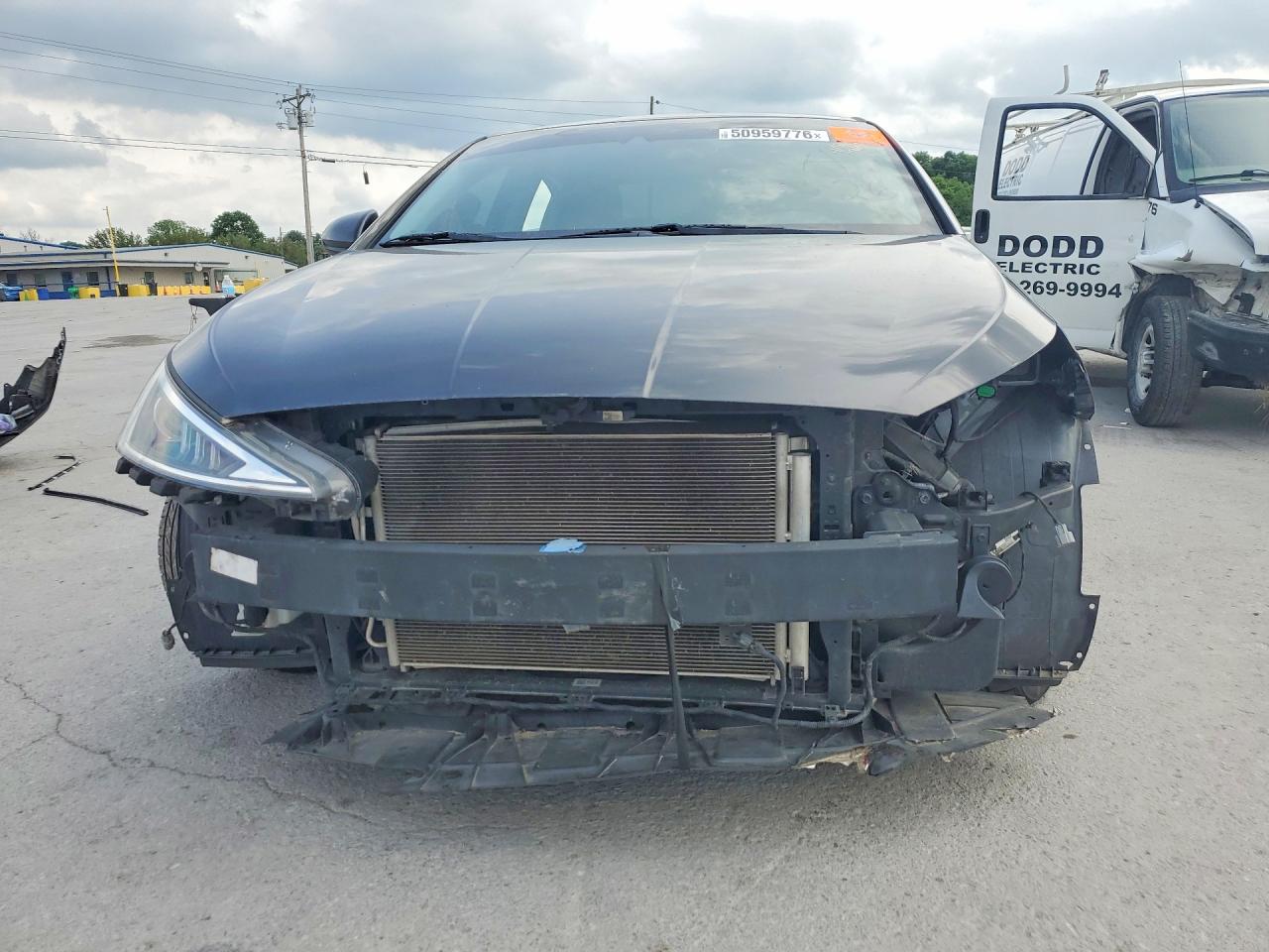 2020 Hyundai Elantra Sel Gray vin: 5NPD84LF0LH611882