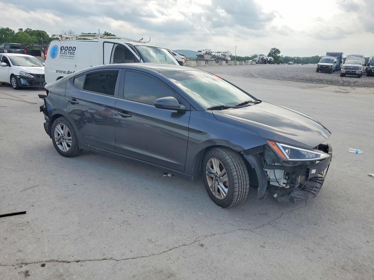 2020 Hyundai Elantra Sel Gray vin: 5NPD84LF0LH611882