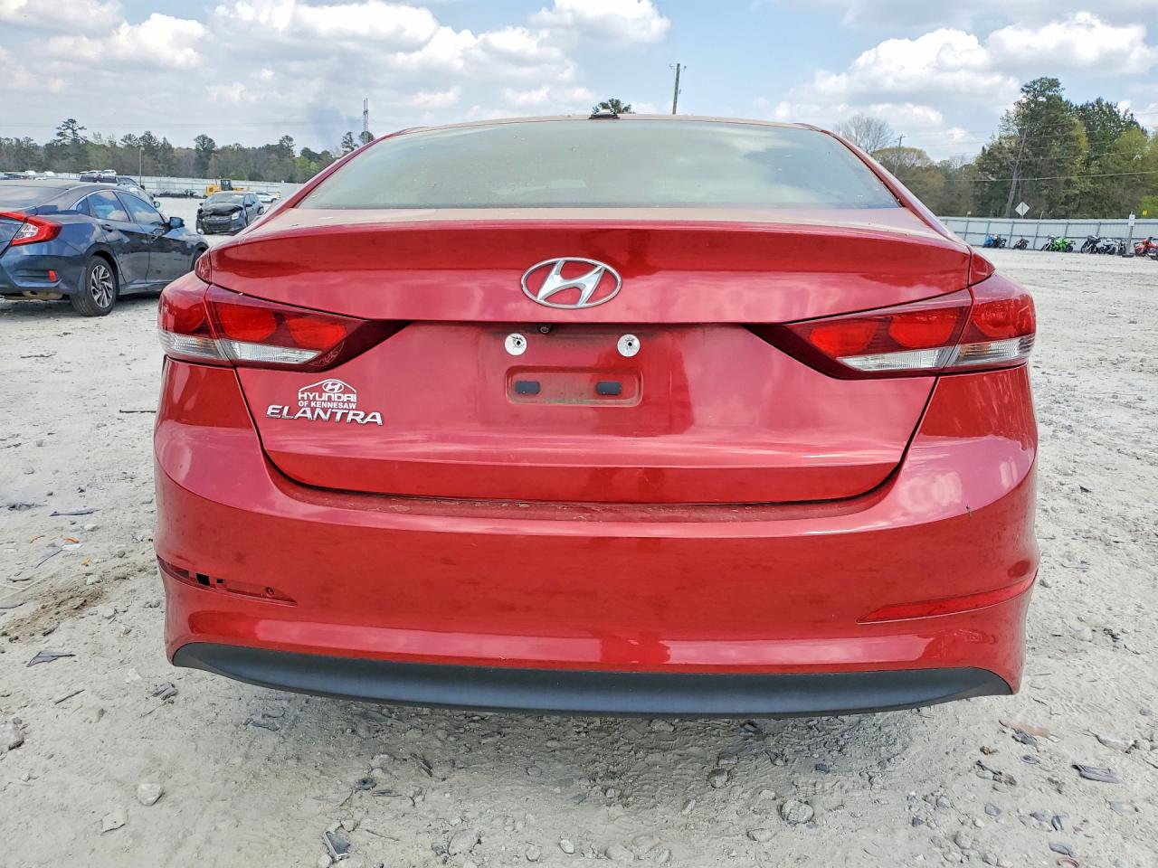 2017 Hyundai Elantra Value Edition Red vin: 5NPD84LF1HH117120