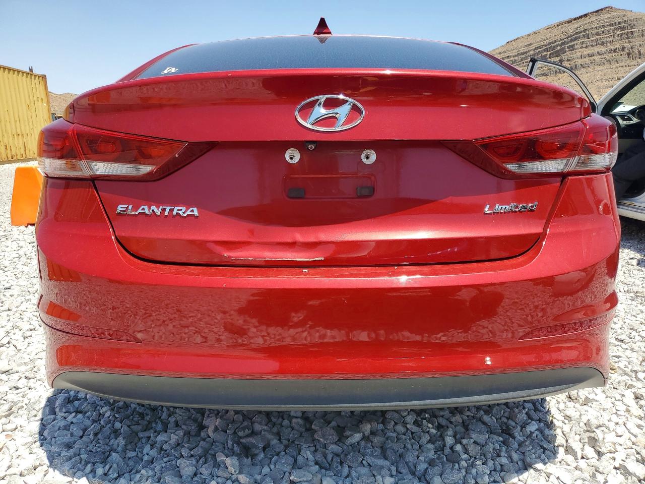 2018 Hyundai Elantra Limited Red vin: 5NPD84LF1JH217594