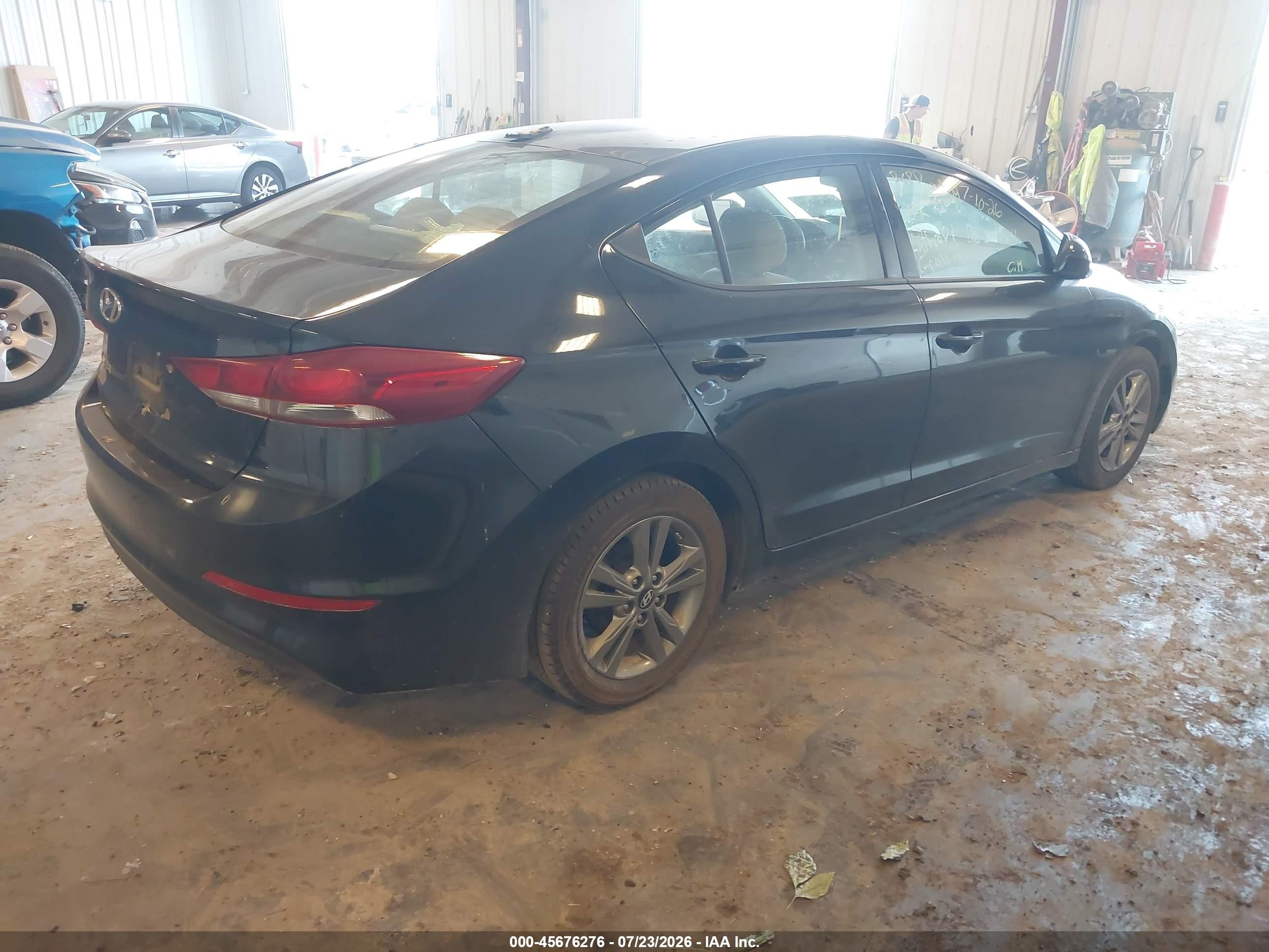 2018 Hyundai Elantra Sel Черный vin: 5NPD84LF1JH366362