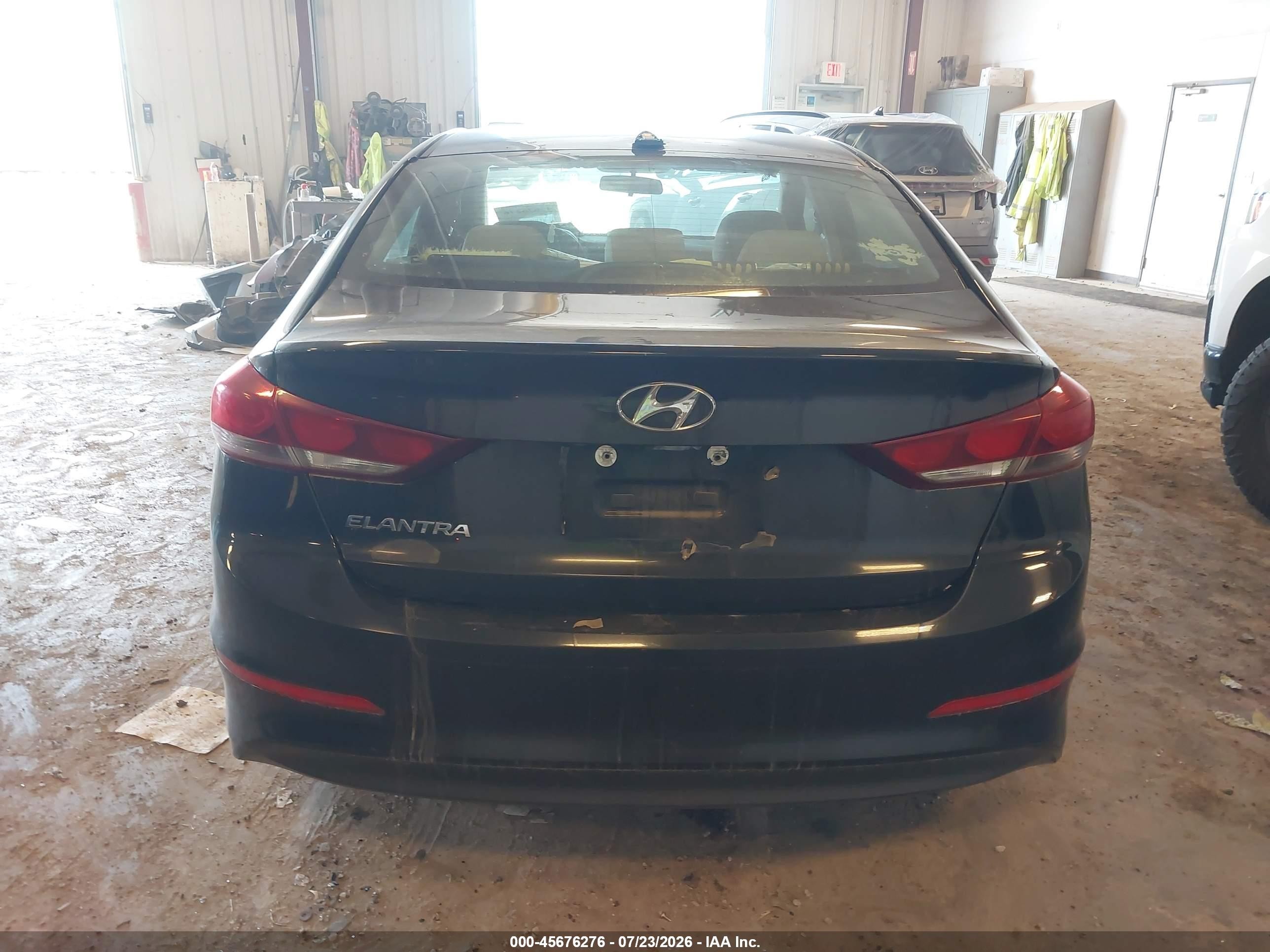 2018 Hyundai Elantra Sel Черный vin: 5NPD84LF1JH366362