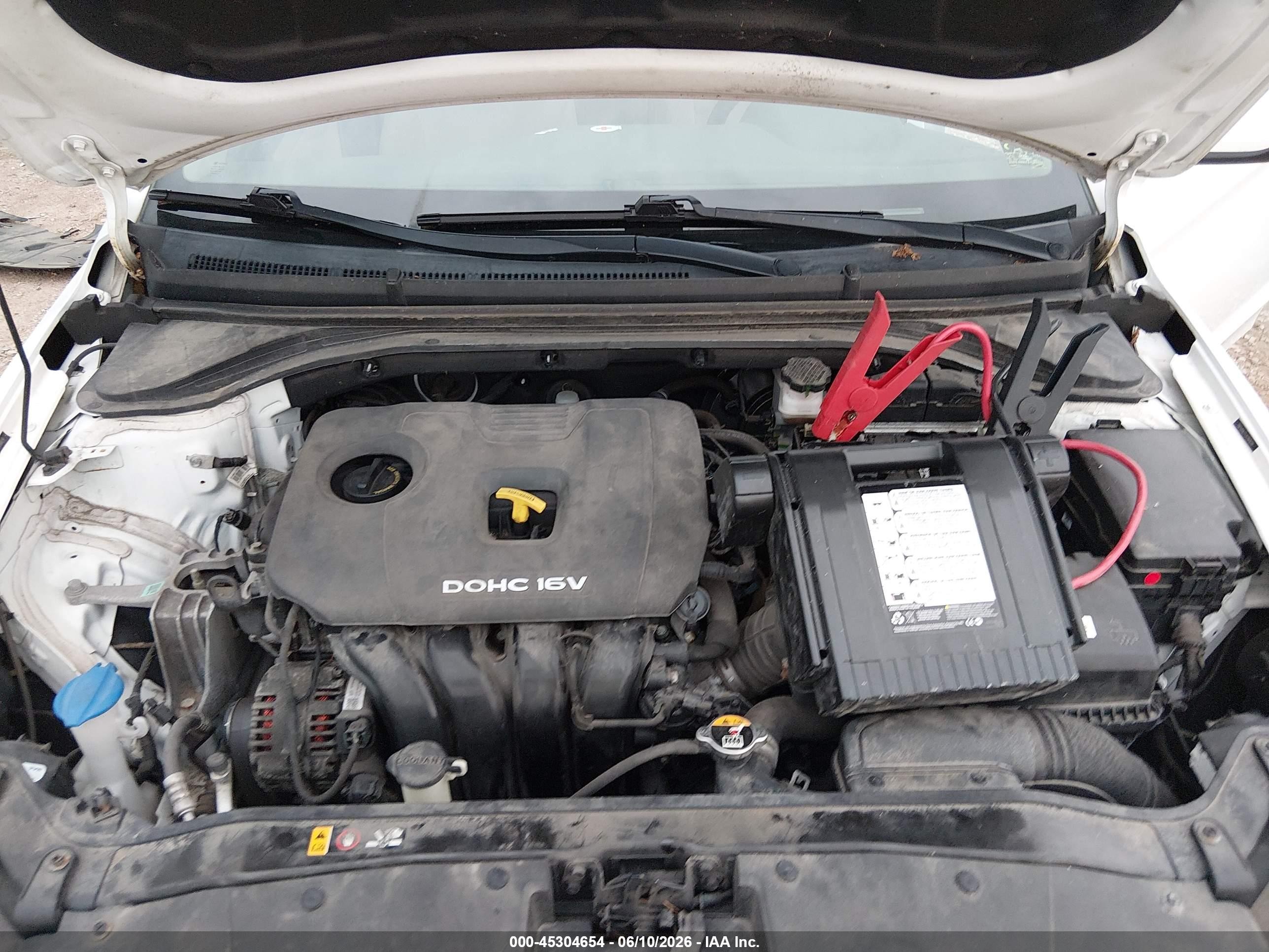 2018 Hyundai Elantra Sel Белый vin: 5NPD84LF1JH390659