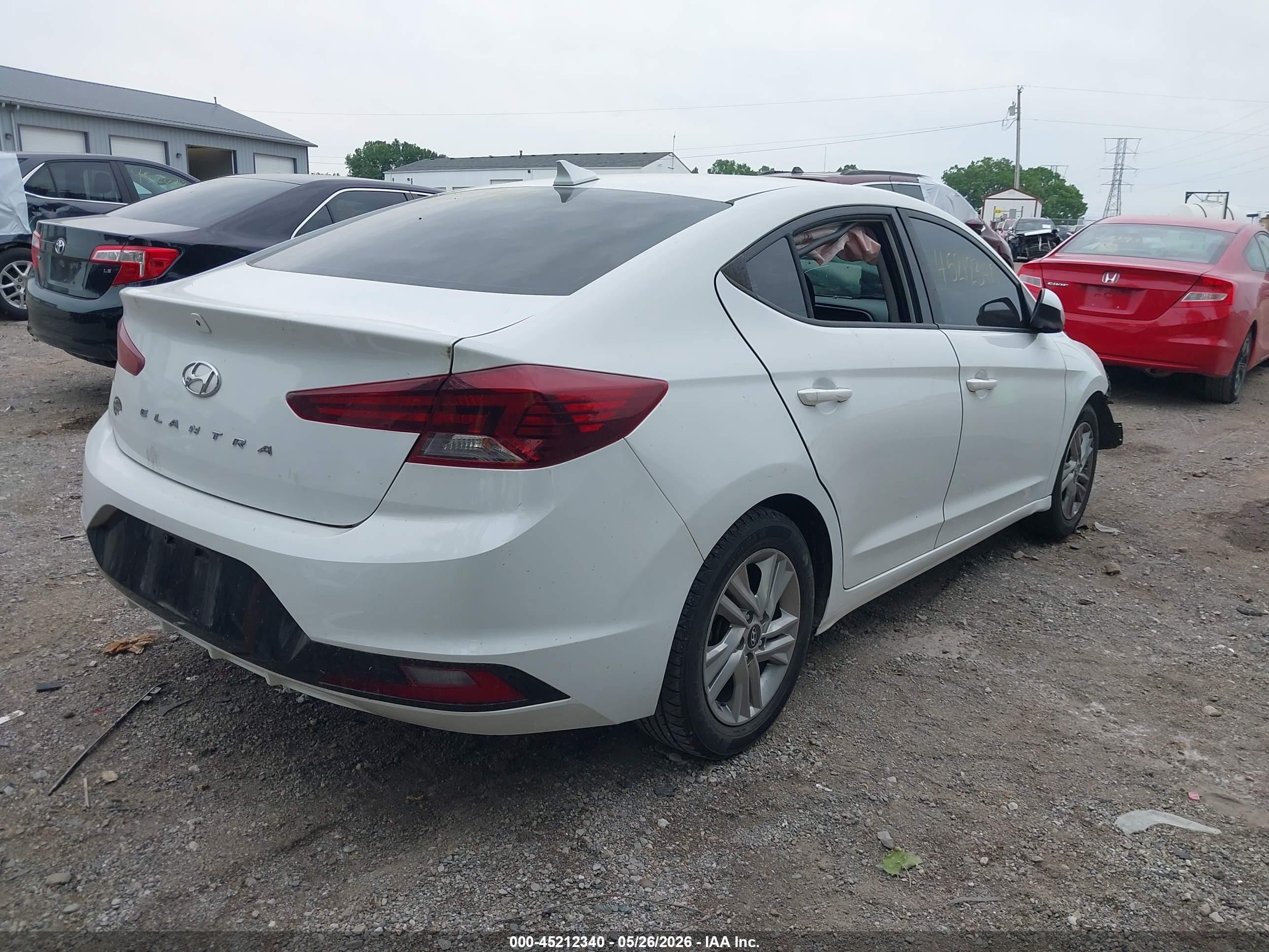 2020 Hyundai Elantra Sel White vin: 5NPD84LF1LH538103
