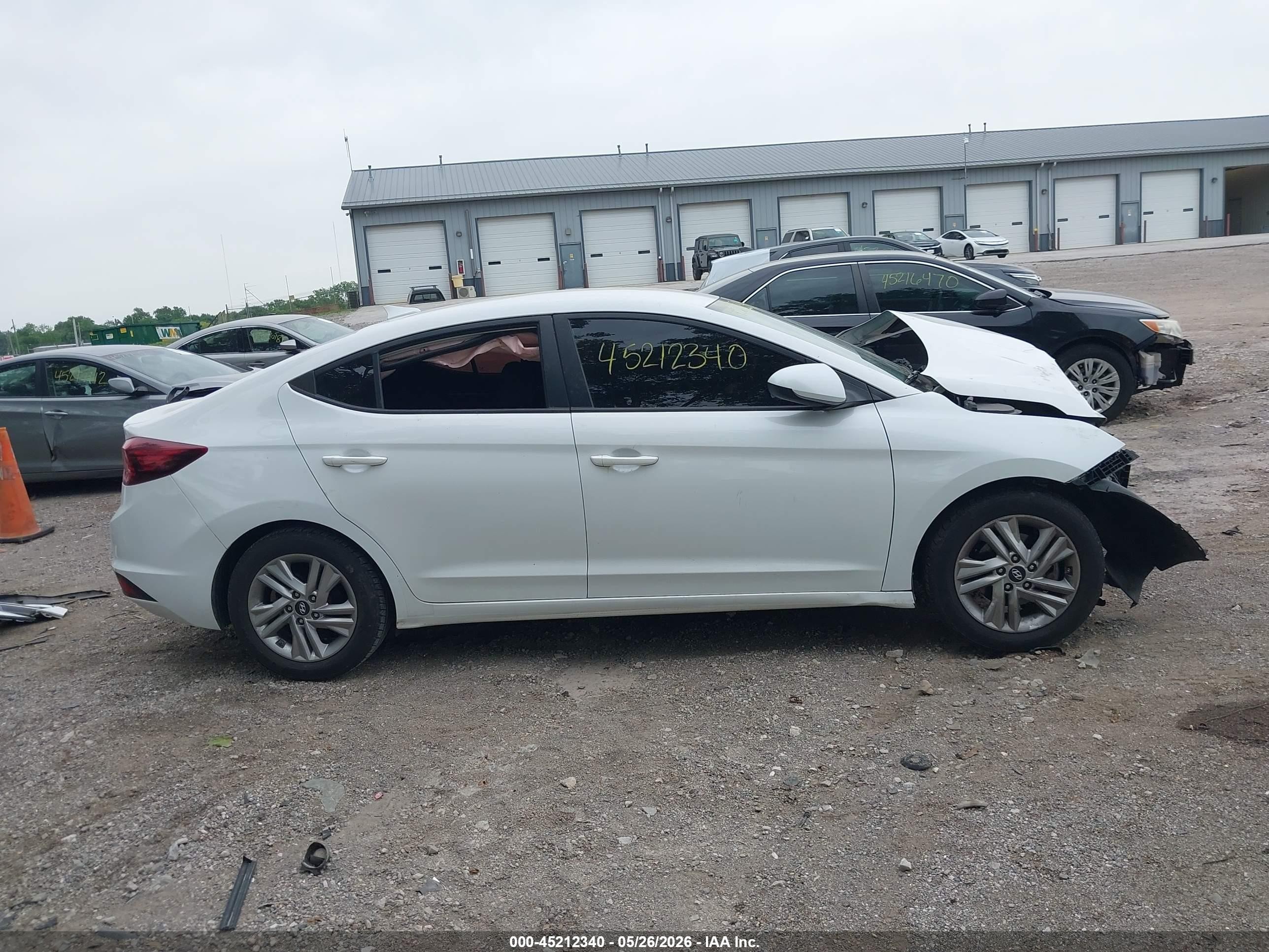 2020 Hyundai Elantra Sel White vin: 5NPD84LF1LH538103