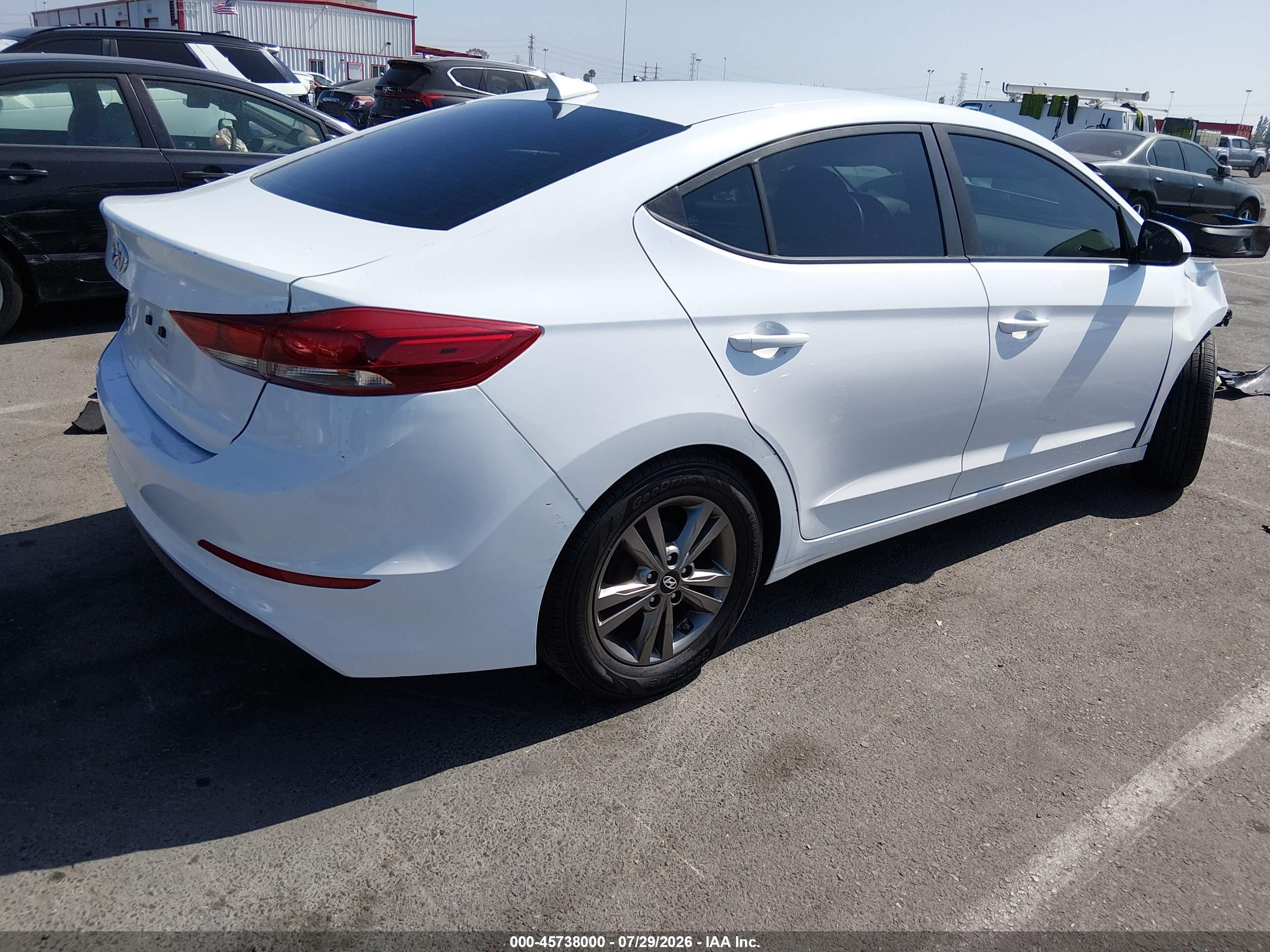 2017 Hyundai Elantra Se White vin: 5NPD84LF2HH028768