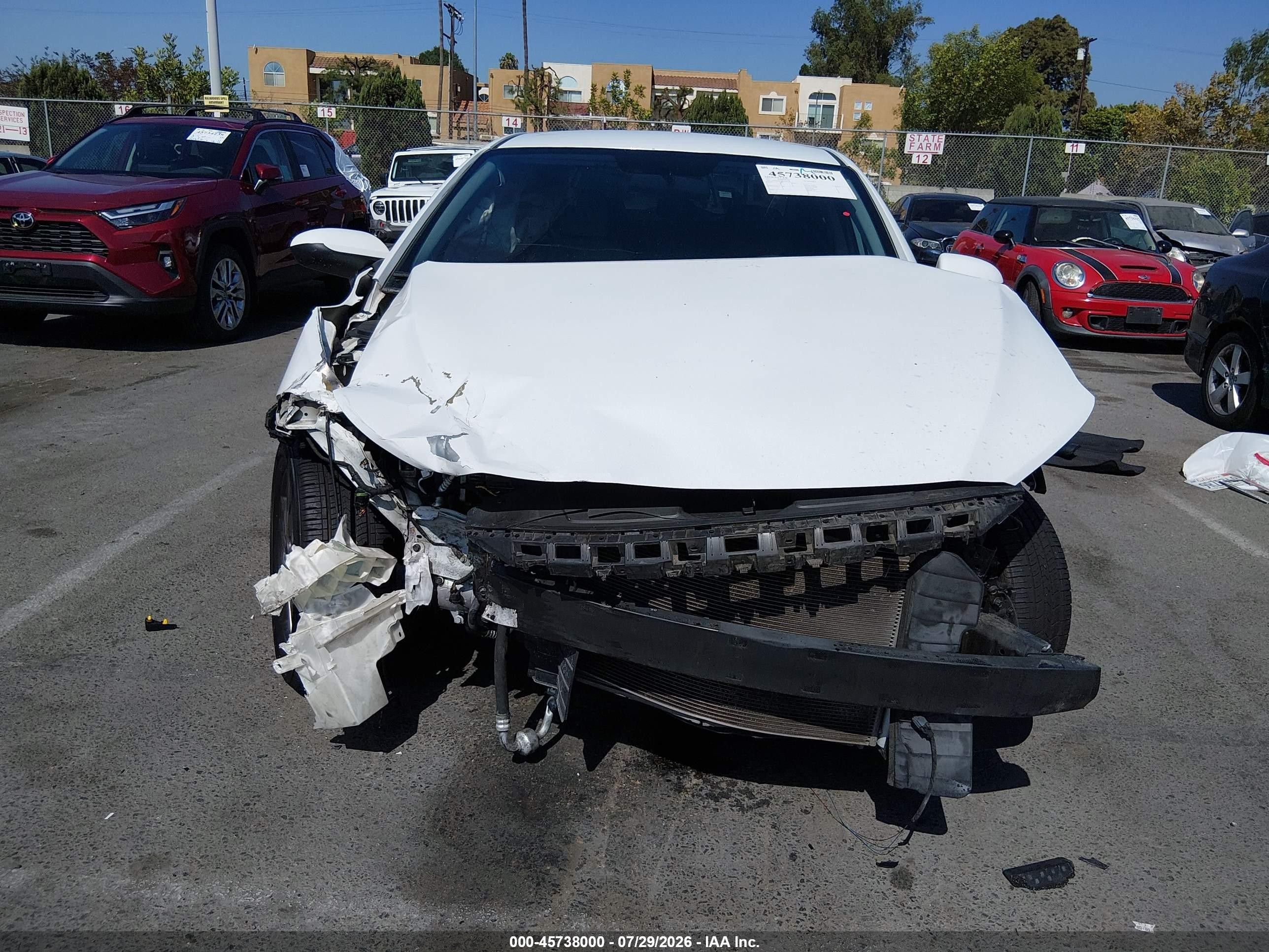2017 Hyundai Elantra Se White vin: 5NPD84LF2HH028768