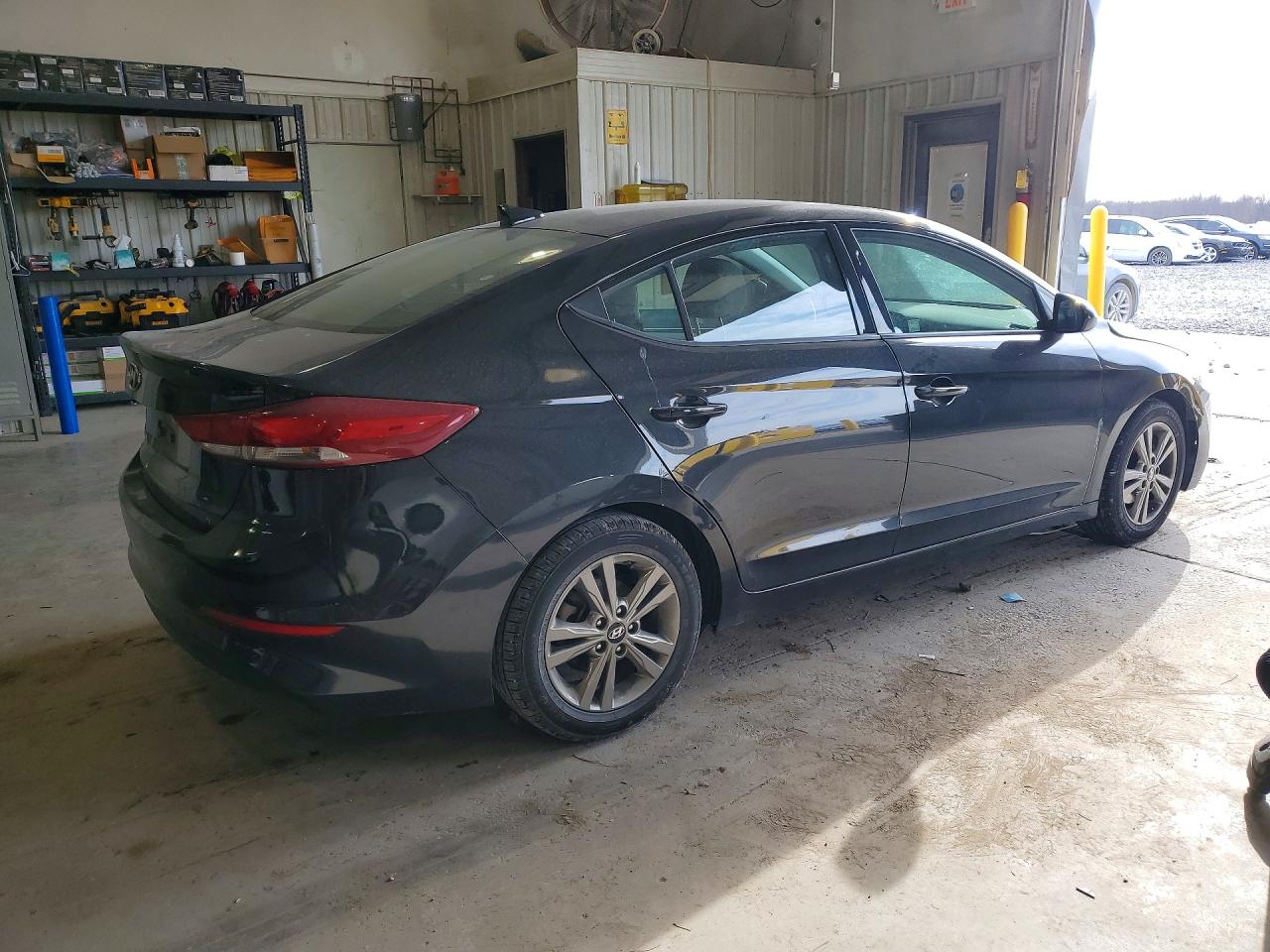 2018 Hyundai Elantra Sel Черный vin: 5NPD84LF2JH254945