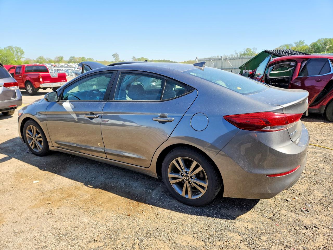 2018 Hyundai Elantra Sel Gray vin: 5NPD84LF2JH326808