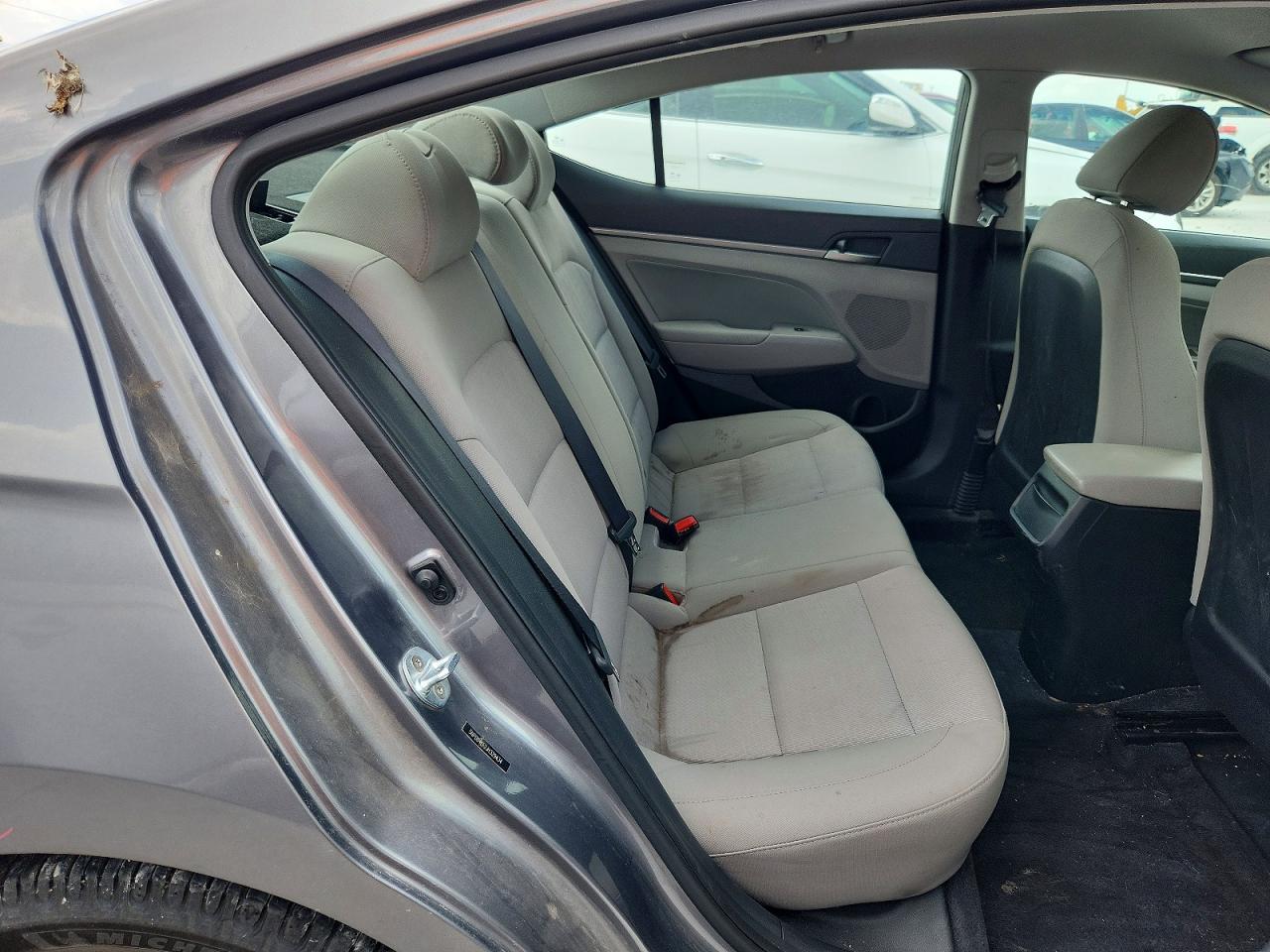 2018 Hyundai Elantra Sel Gray vin: 5NPD84LF2JH329434